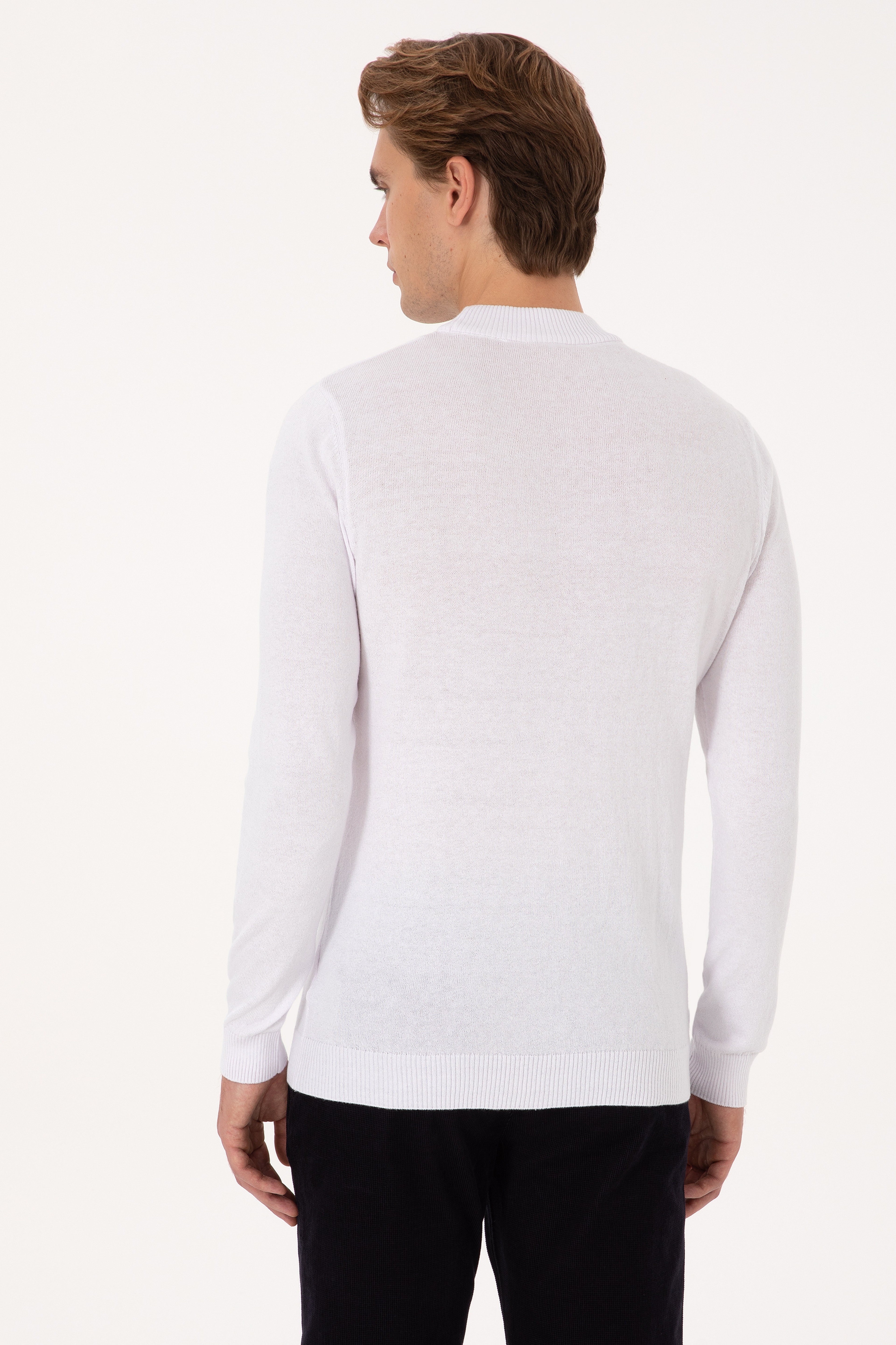 Erkek Slim Fit Bisiklet Yaka Beyaz Basic Kazak - Image 5