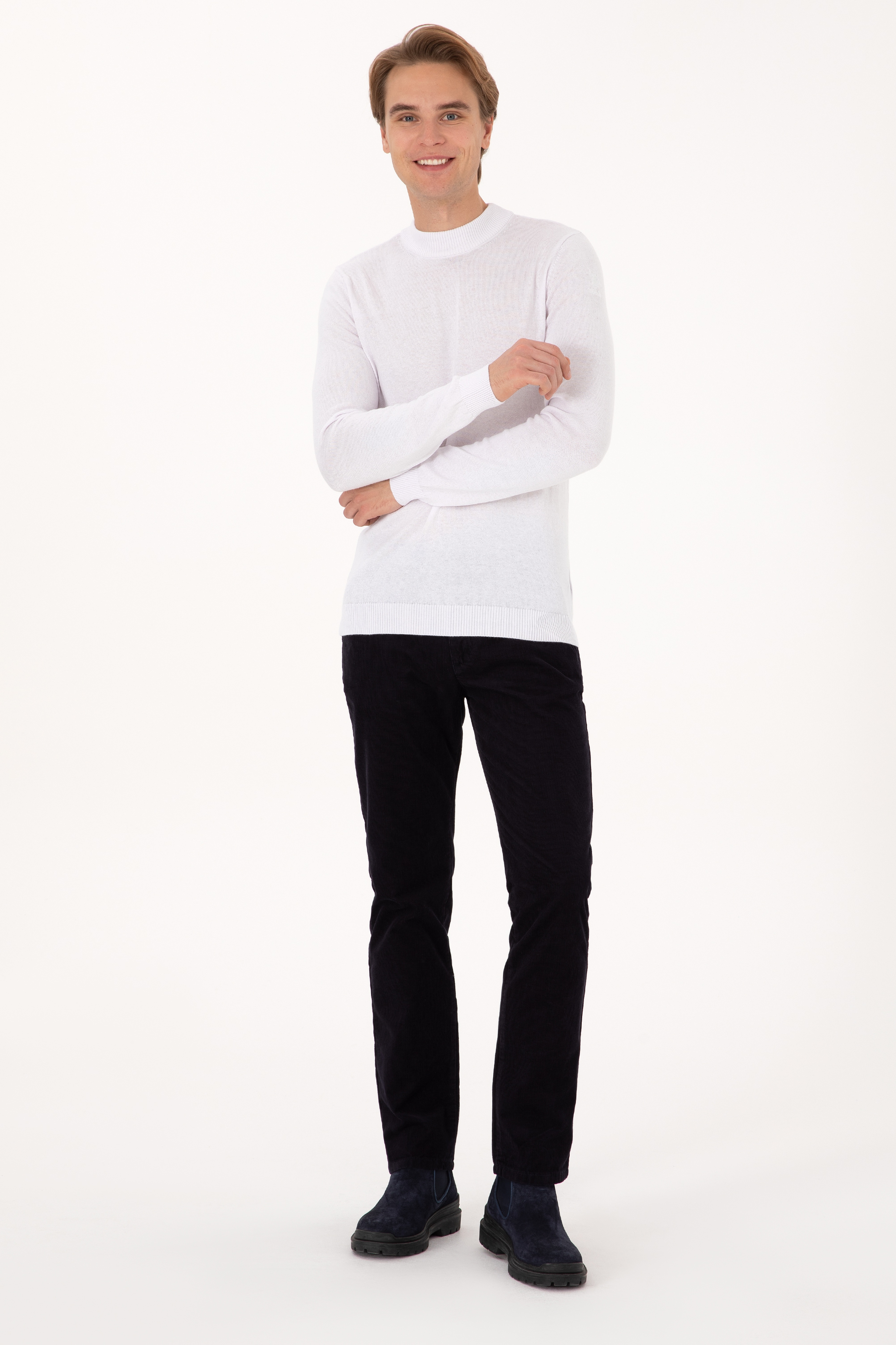 Erkek Slim Fit Bisiklet Yaka Beyaz Basic Kazak