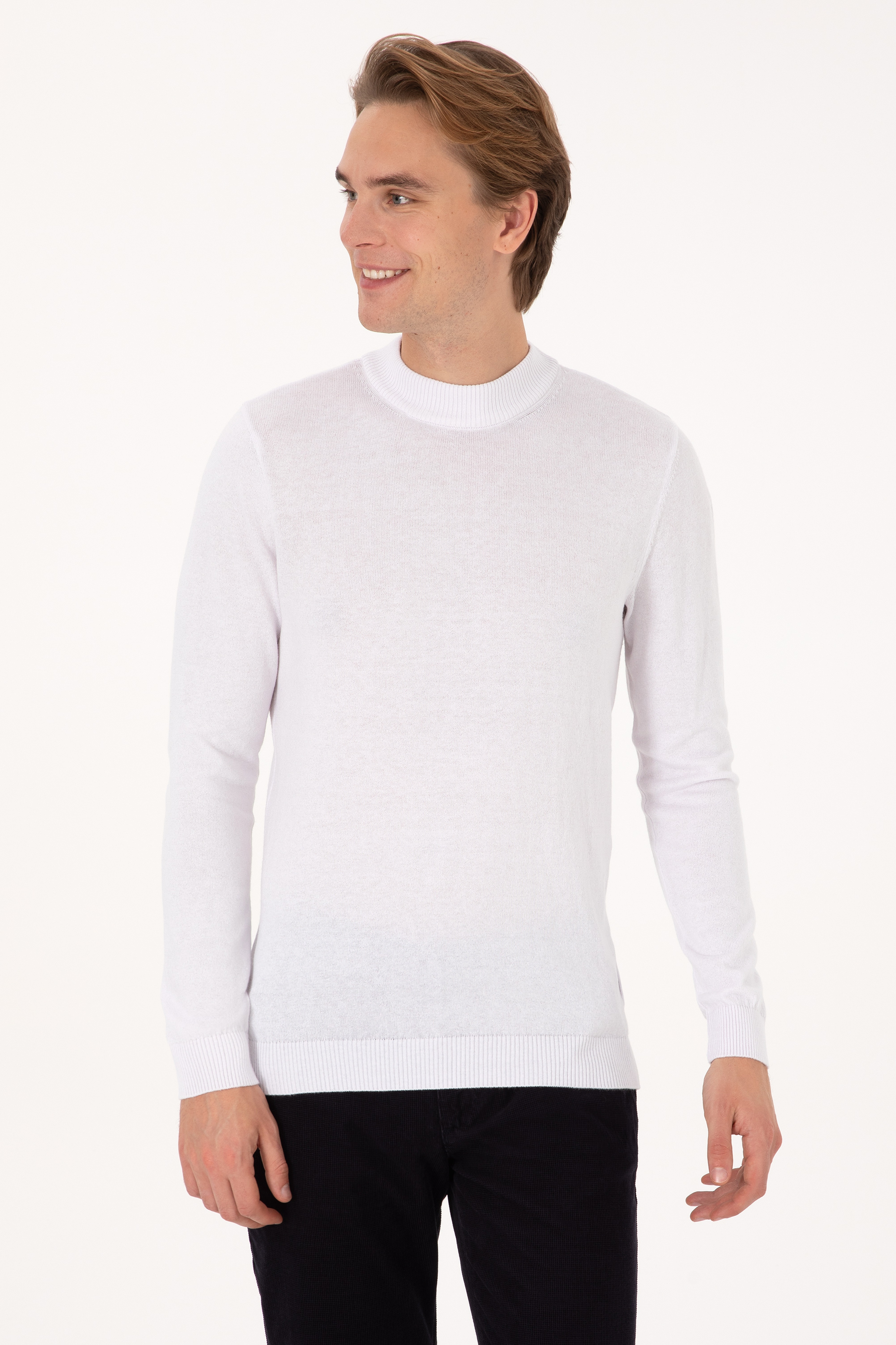 Erkek Slim Fit Bisiklet Yaka Beyaz Basic Kazak