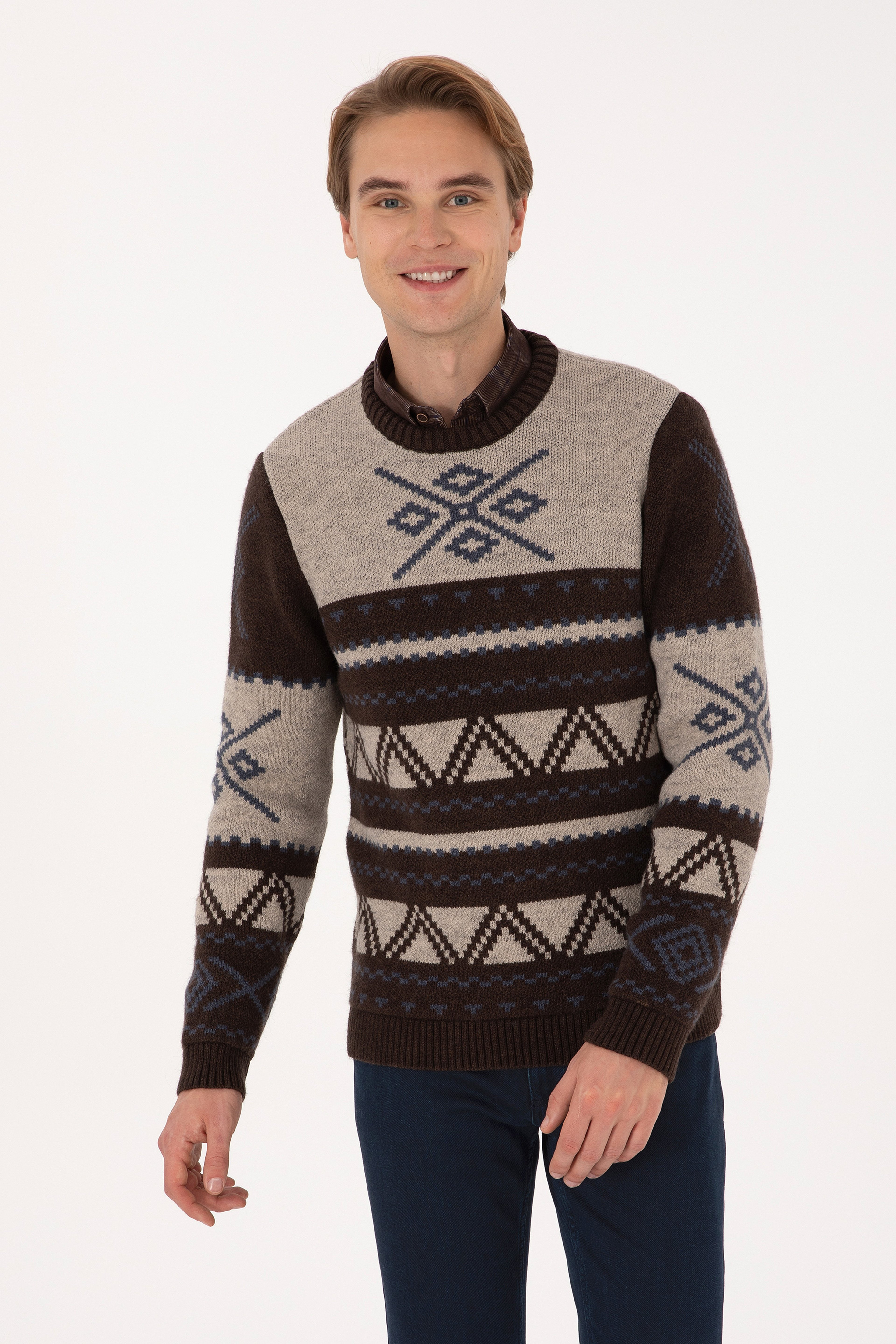 Erkek Comfort Fit Bisiklet Yaka Kahverengi Kazak - Image 1