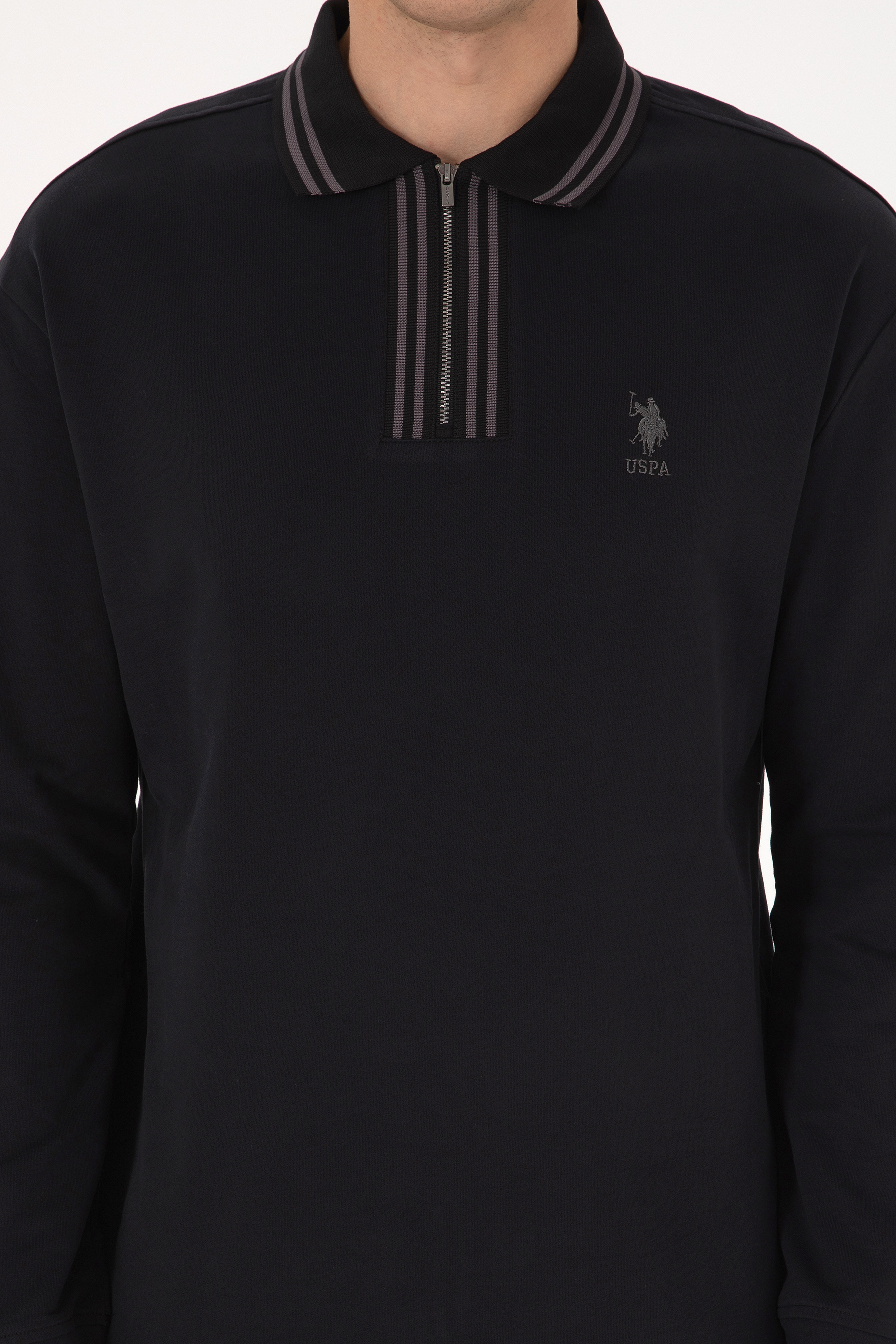 Erkek Comfort Fit Yarım Fermuarlı Siyah Sweatshirt