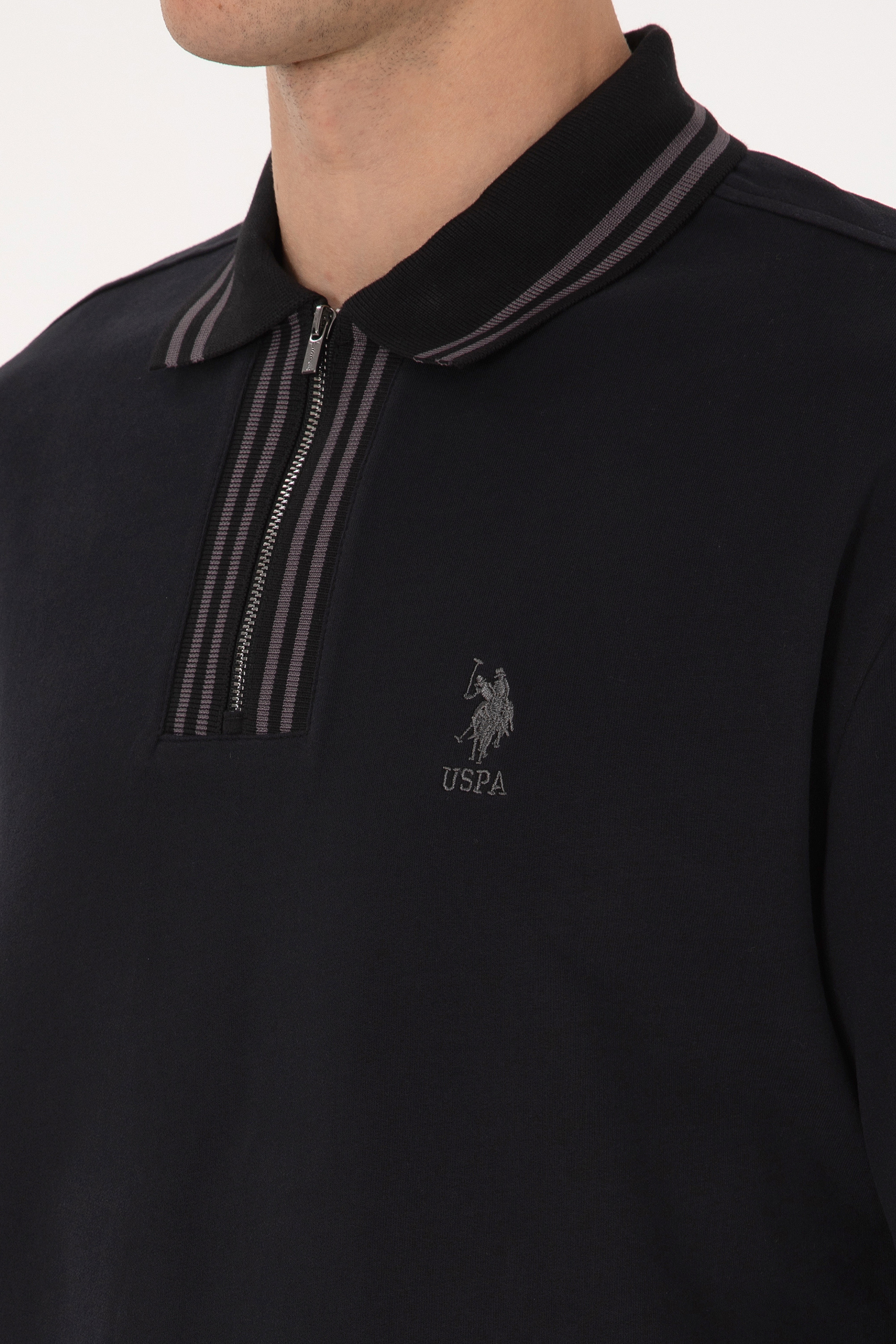Erkek Comfort Fit Yarım Fermuarlı Siyah Sweatshirt - Image 7