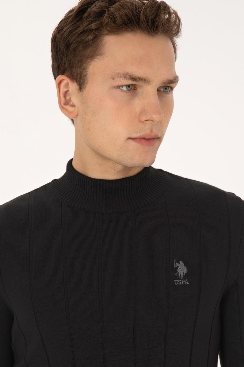 Erkek Slim Fit Boğazlı Yaka Siyah Kazak