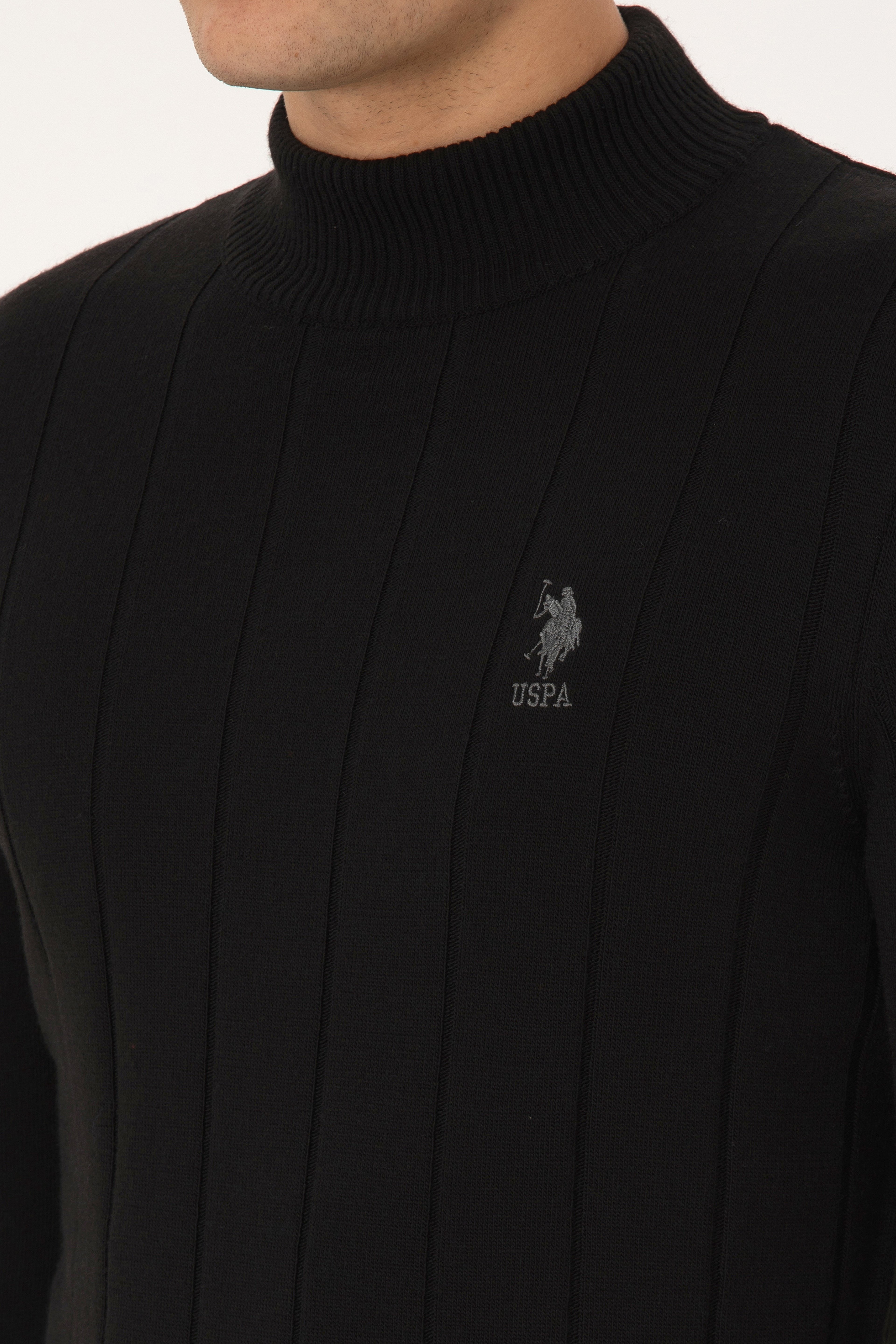 Erkek Slim Fit Yarım Balıkçı Yaka Siyah Kazak