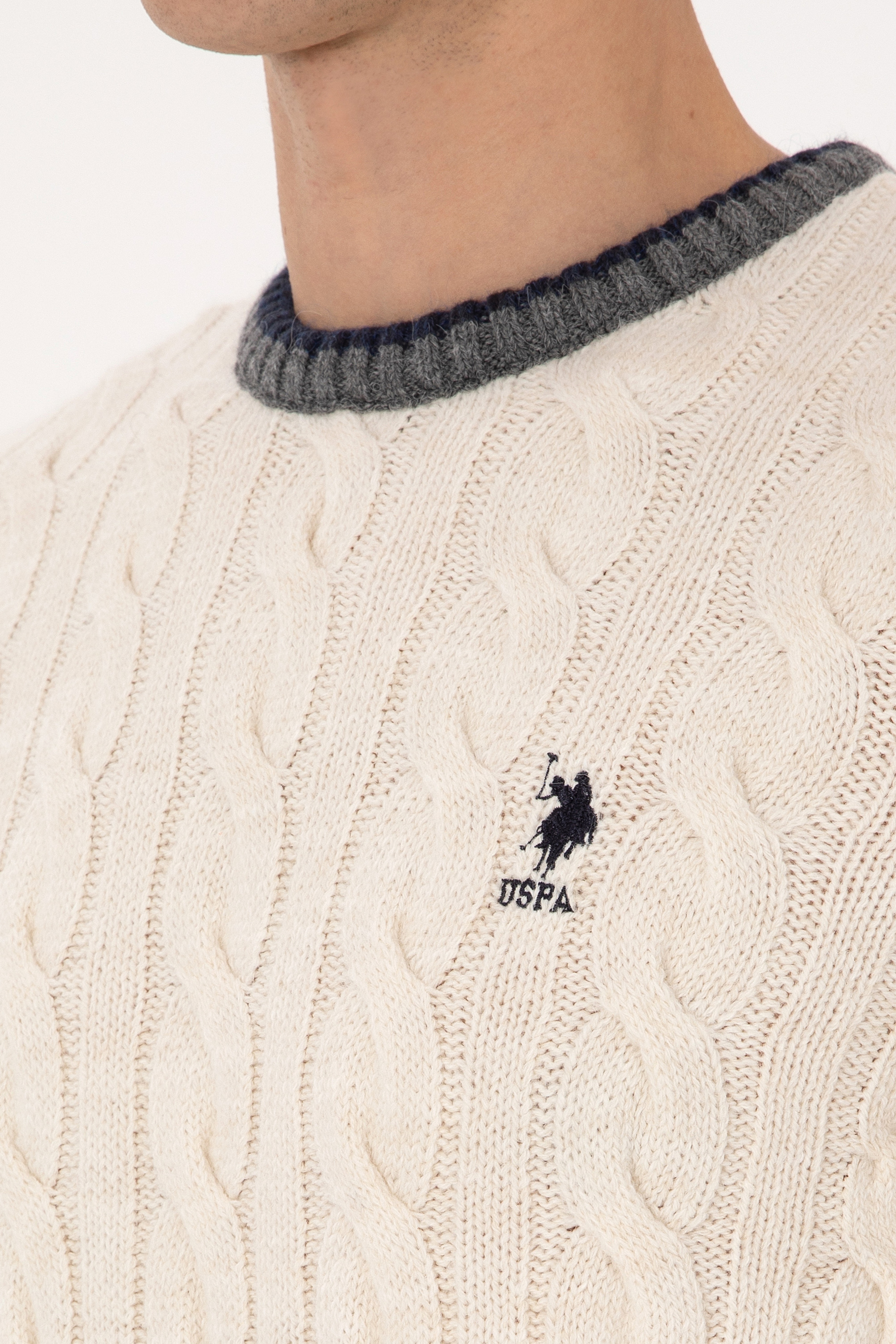 Erkek Krem Regular Fit Bisiklet Yaka Kazak