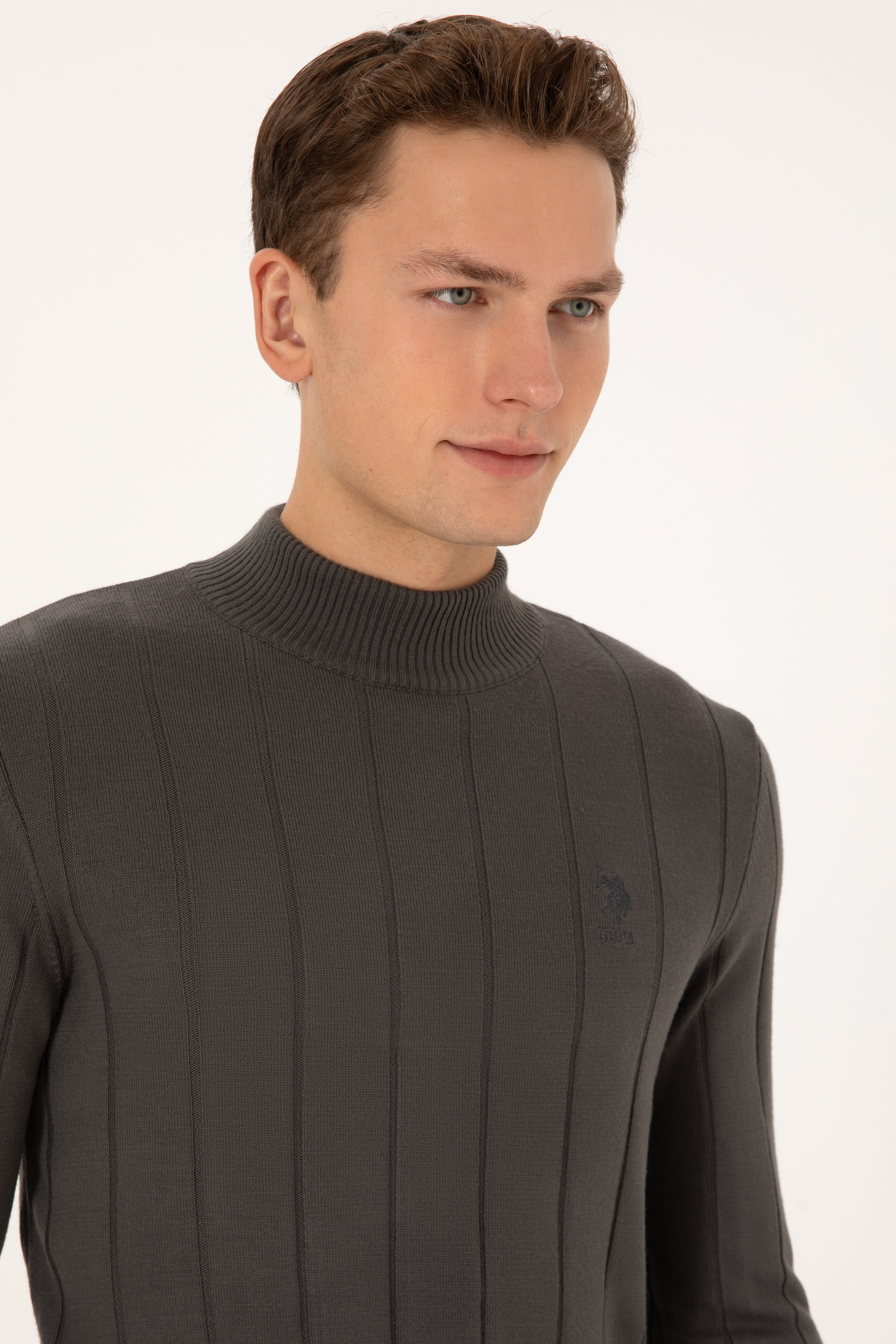 Erkek Slim Fit Yarım Balıkçı Yaka Gri Kazak - Image 2