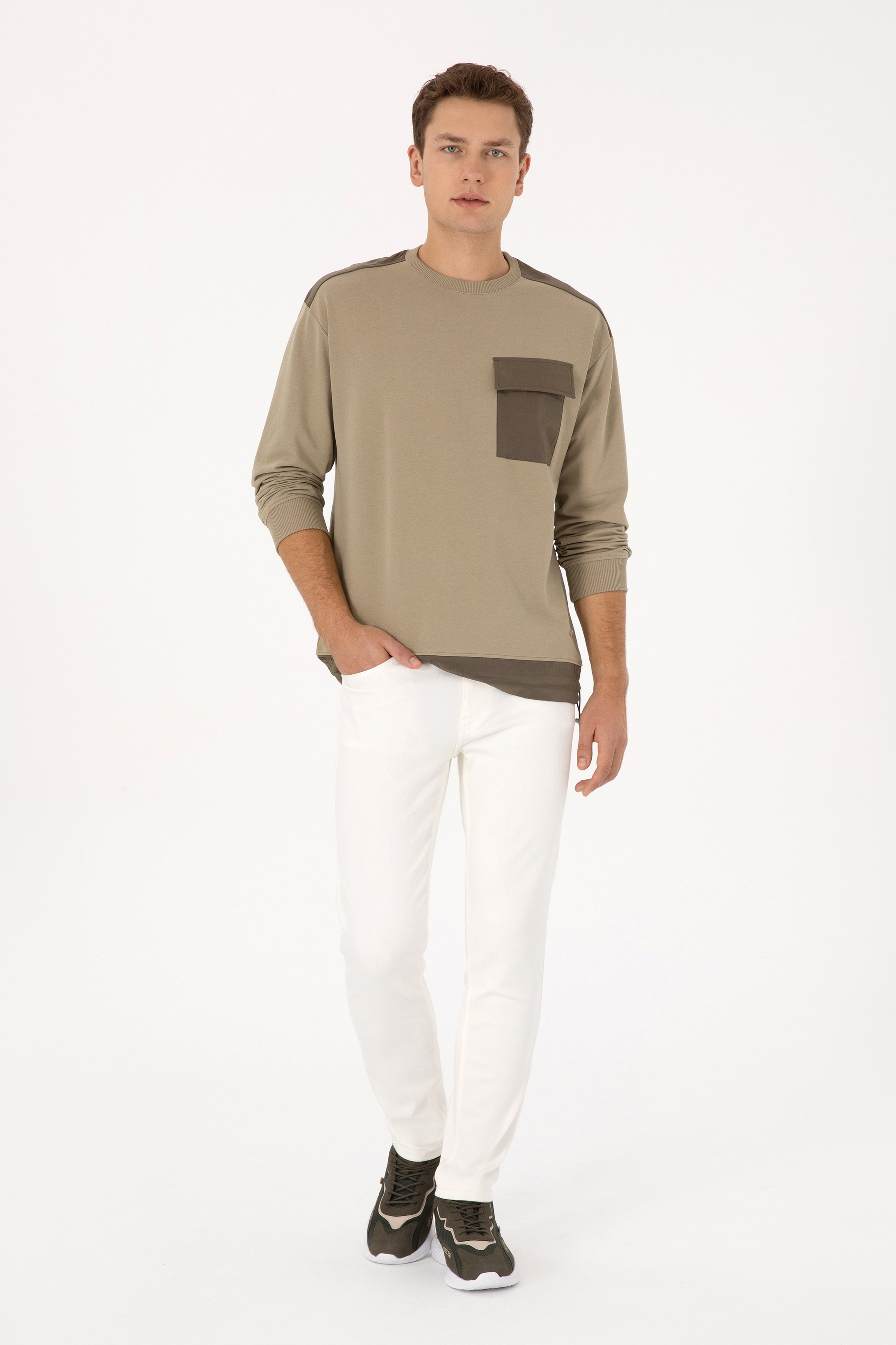 Erkek Comfort Fit Bisiklet Yaka Cep Detaylı Açık Haki Sweatshirt - Image 4