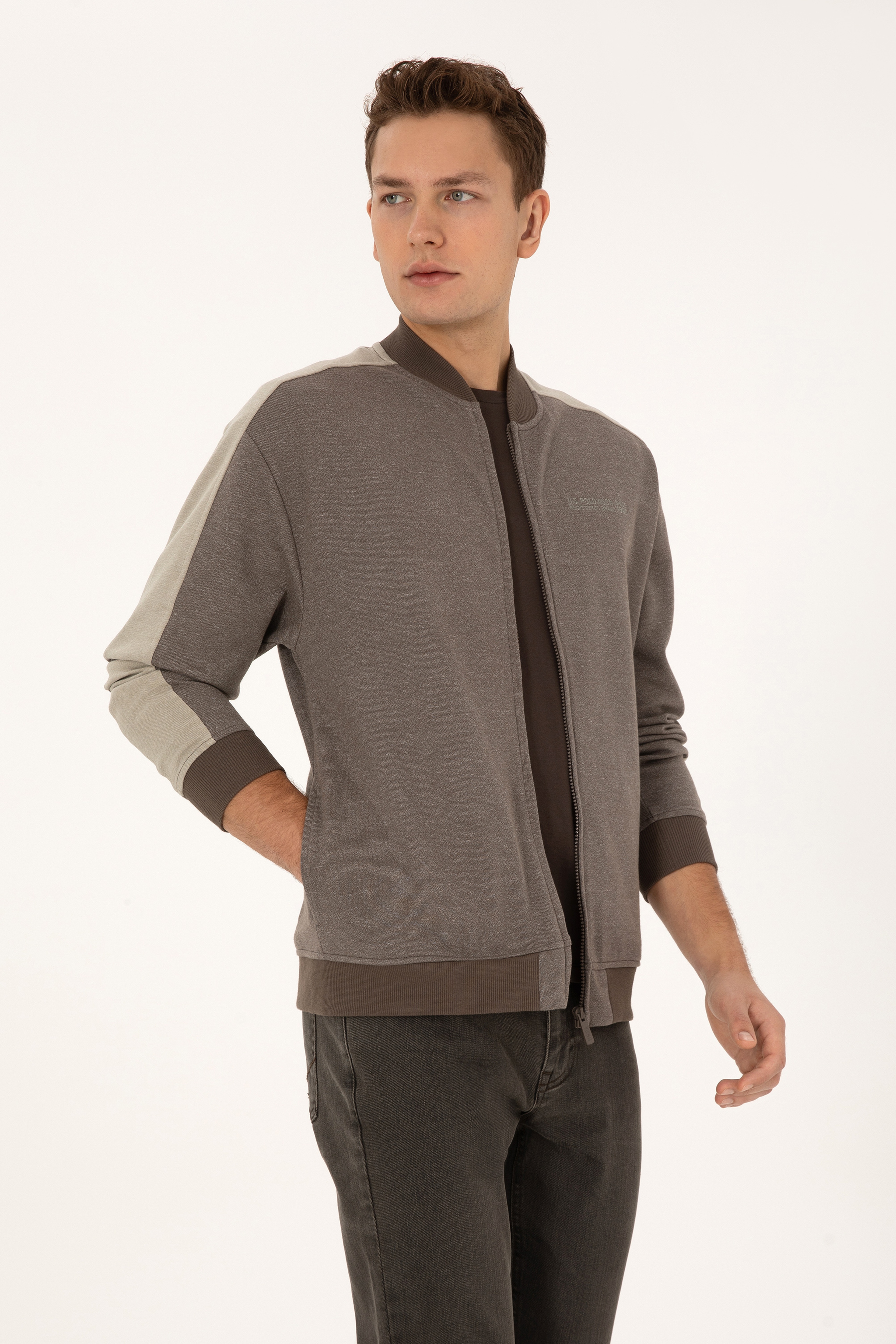 Erkek Regular Fit Fermuarlı Vizon Örme Hırka - Image 1