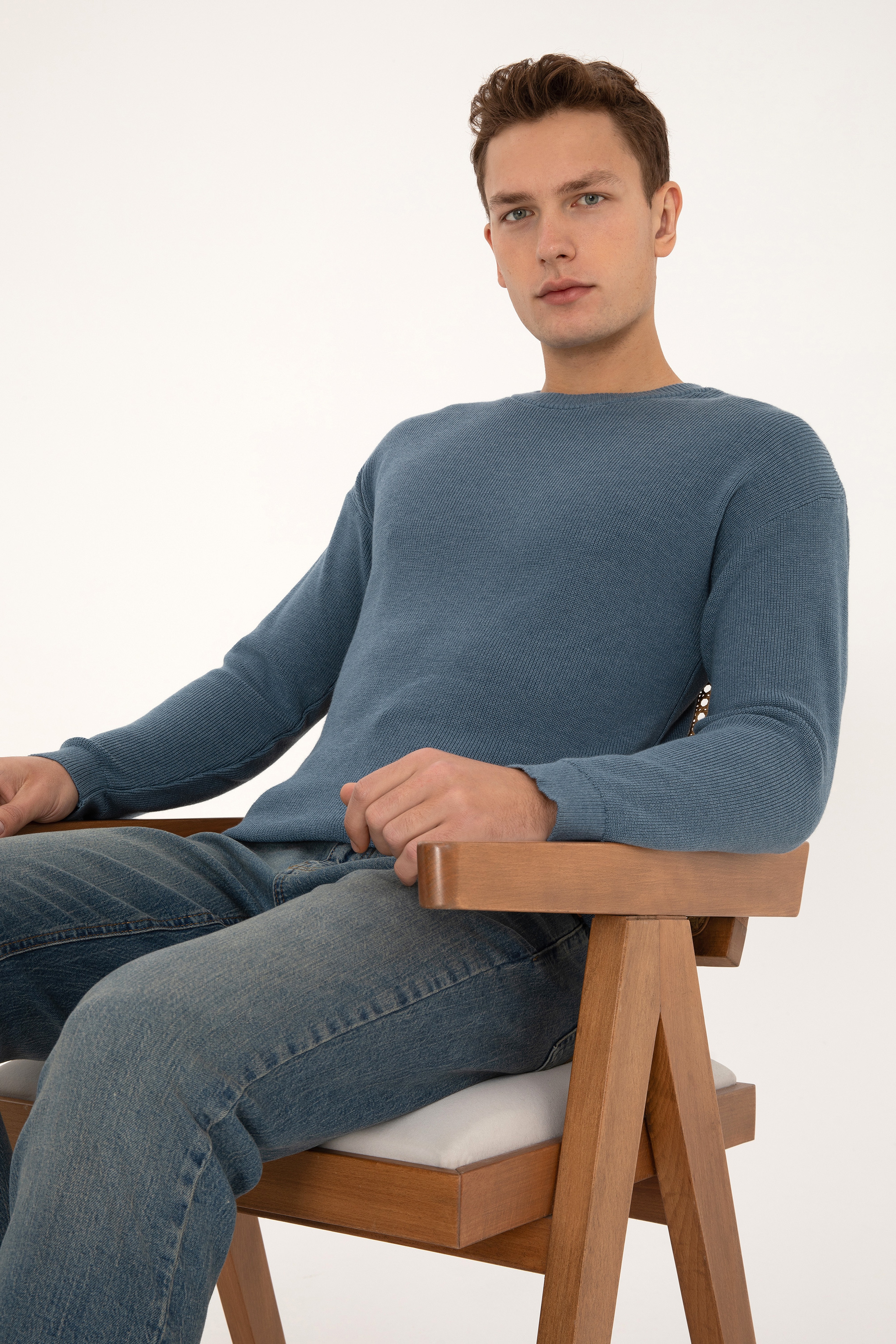 Erkek Comfort Fit Bisiklet Yaka Mavi Basic Kazak