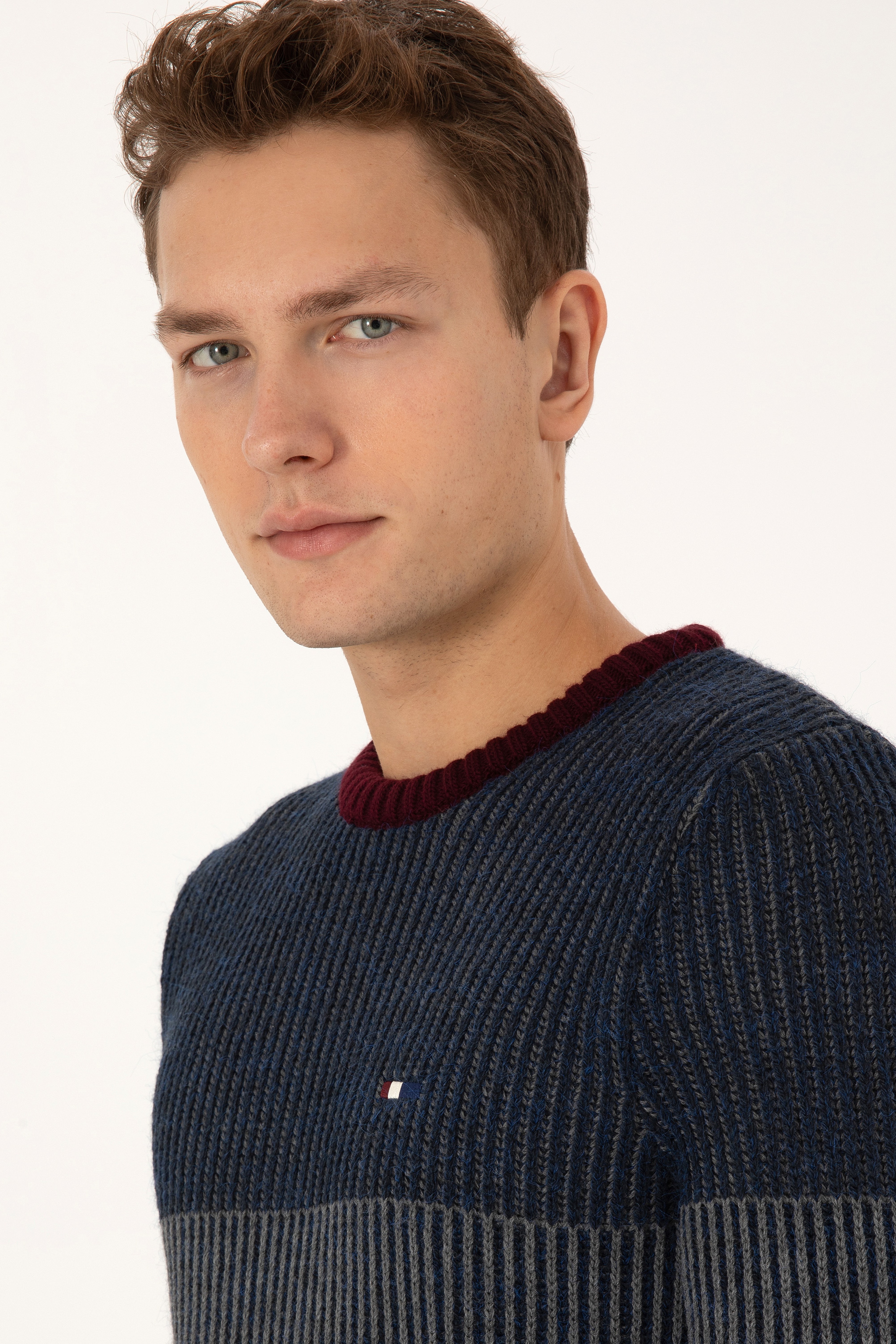 Erkek Slim Fit Bisiklet Yaka Lacivert Kazak - Image 2