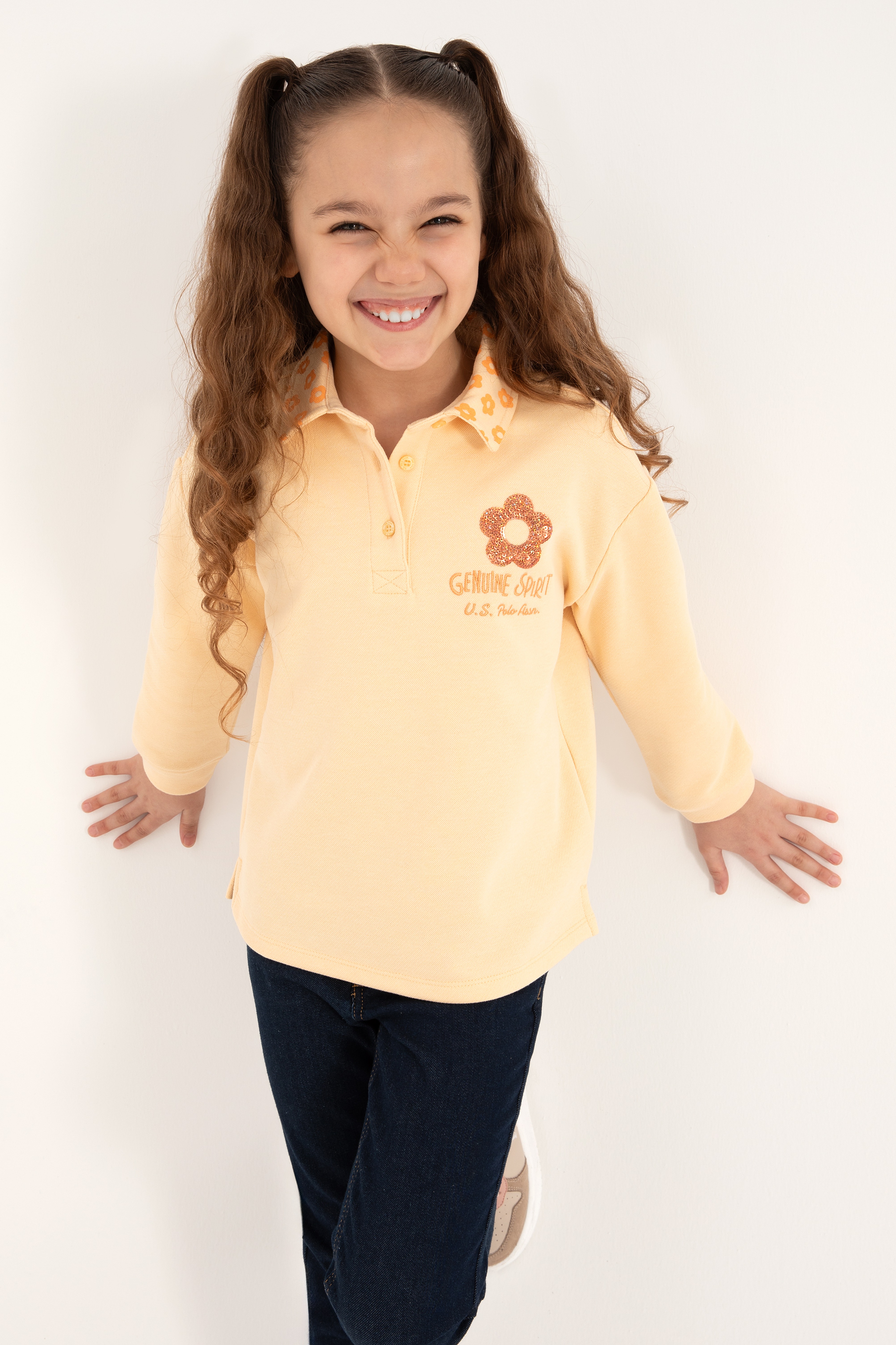 Kız Çocuk Pembe Polo Yaka Sweatshirt - Image 1