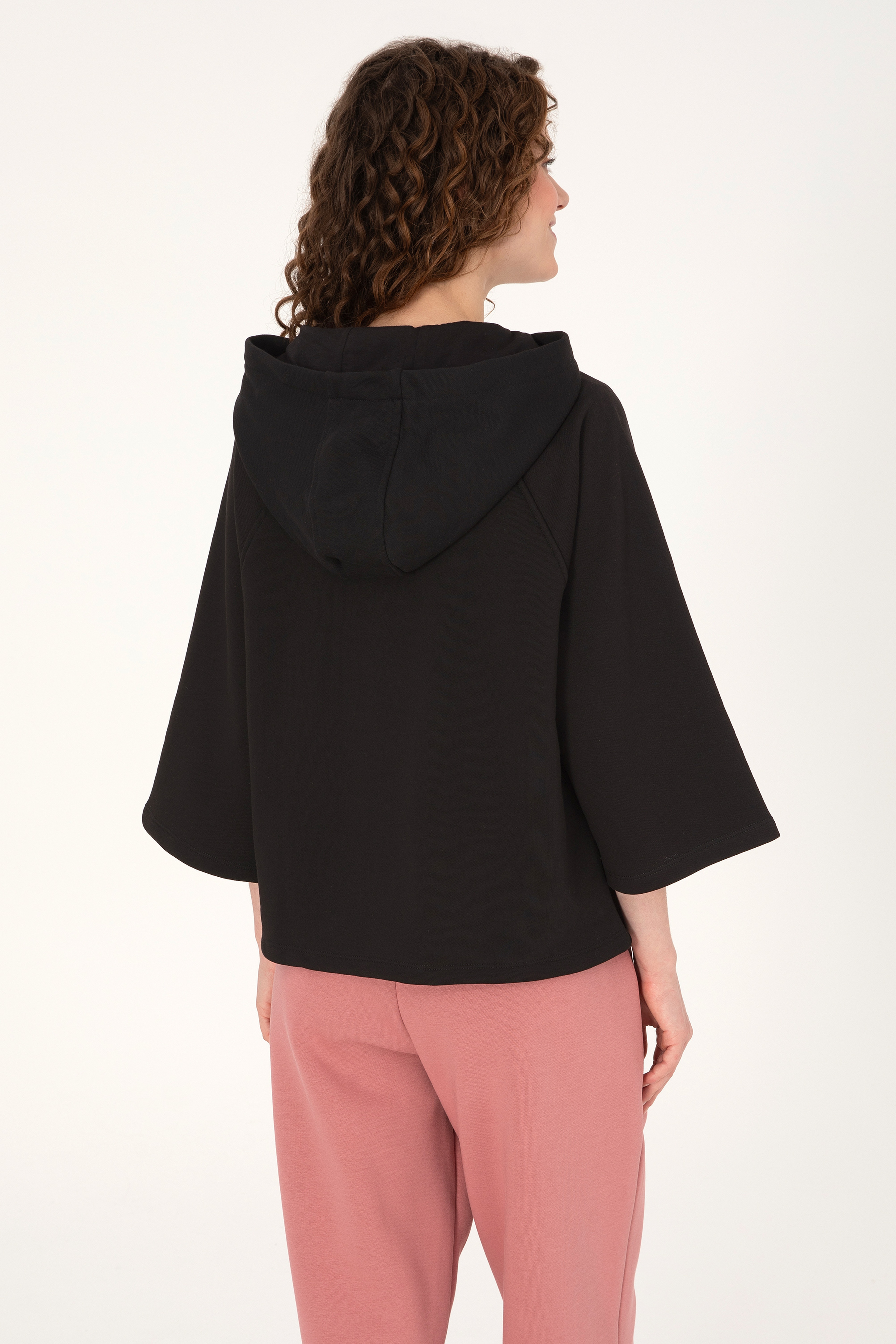 Kadın Siyah Kapüşonlu Yarım Fermuarlı Basic Sweatshirt