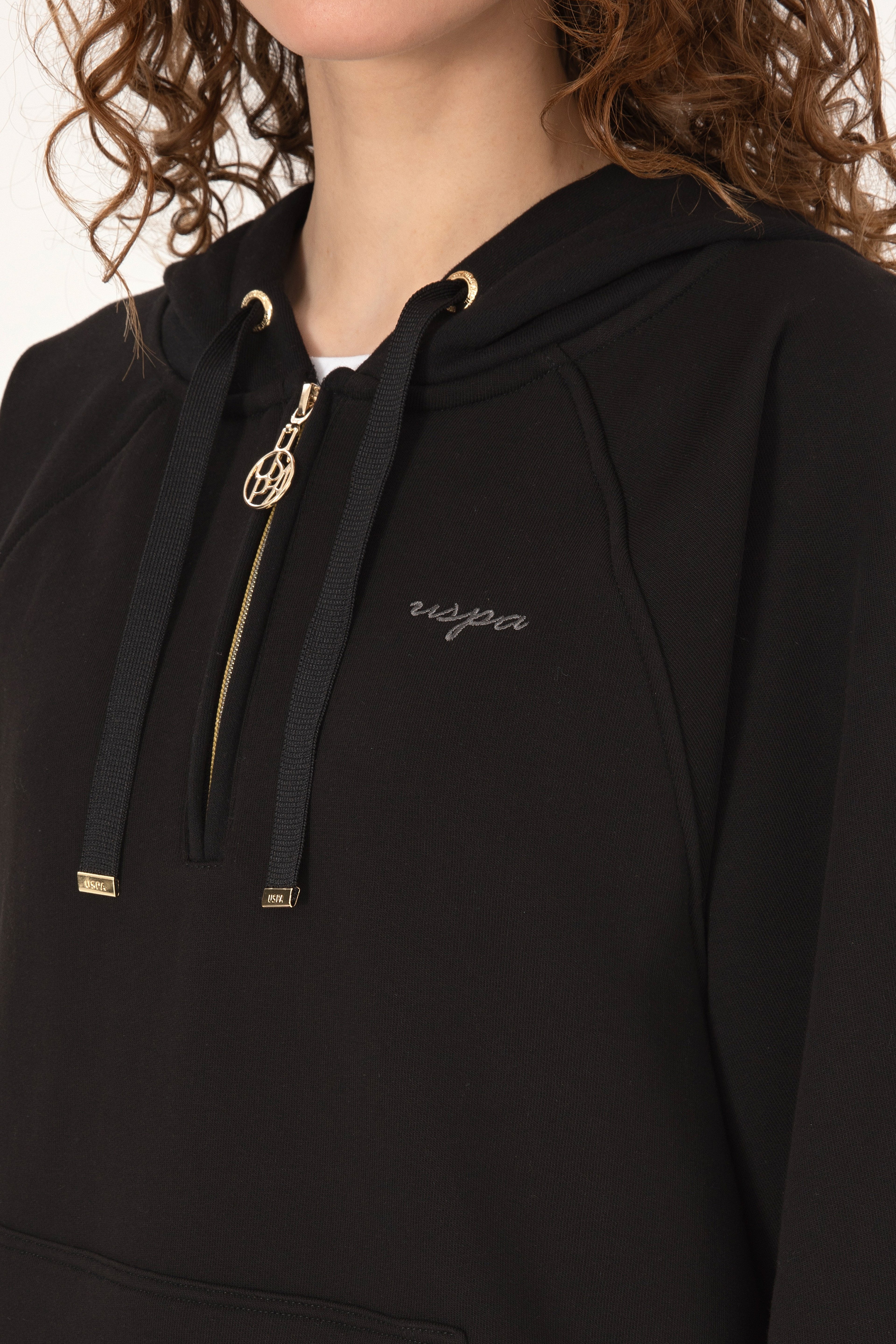 Kadın Siyah Kapüşonlu Yarım Fermuarlı Basic Sweatshirt - Image 7