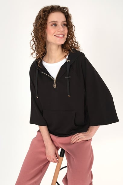 Kadın Siyah Kapüşonlu Yarım Fermuarlı Basic Sweatshirt