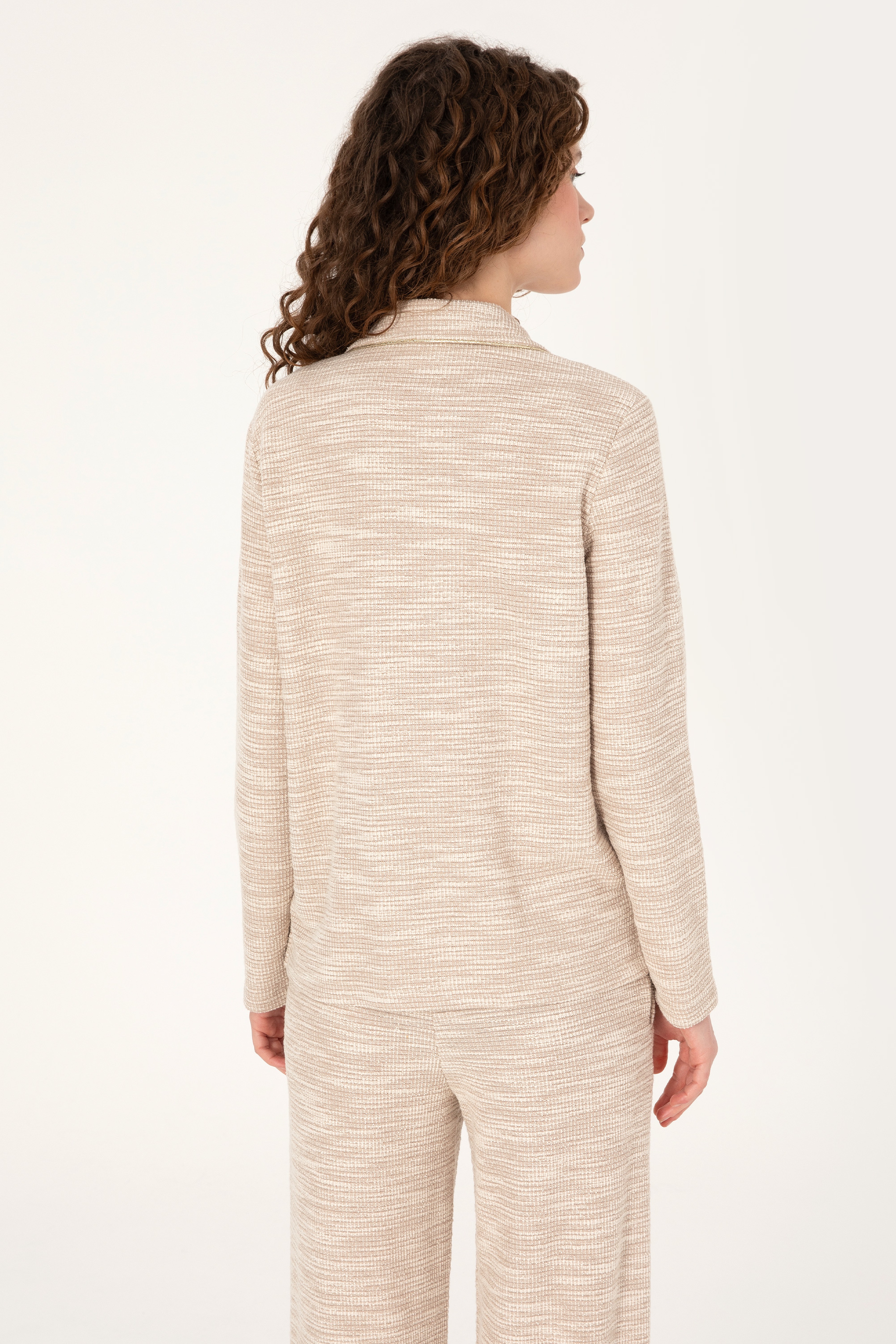 Kadın Krem Polo Yaka Sweatshirt - Image 5