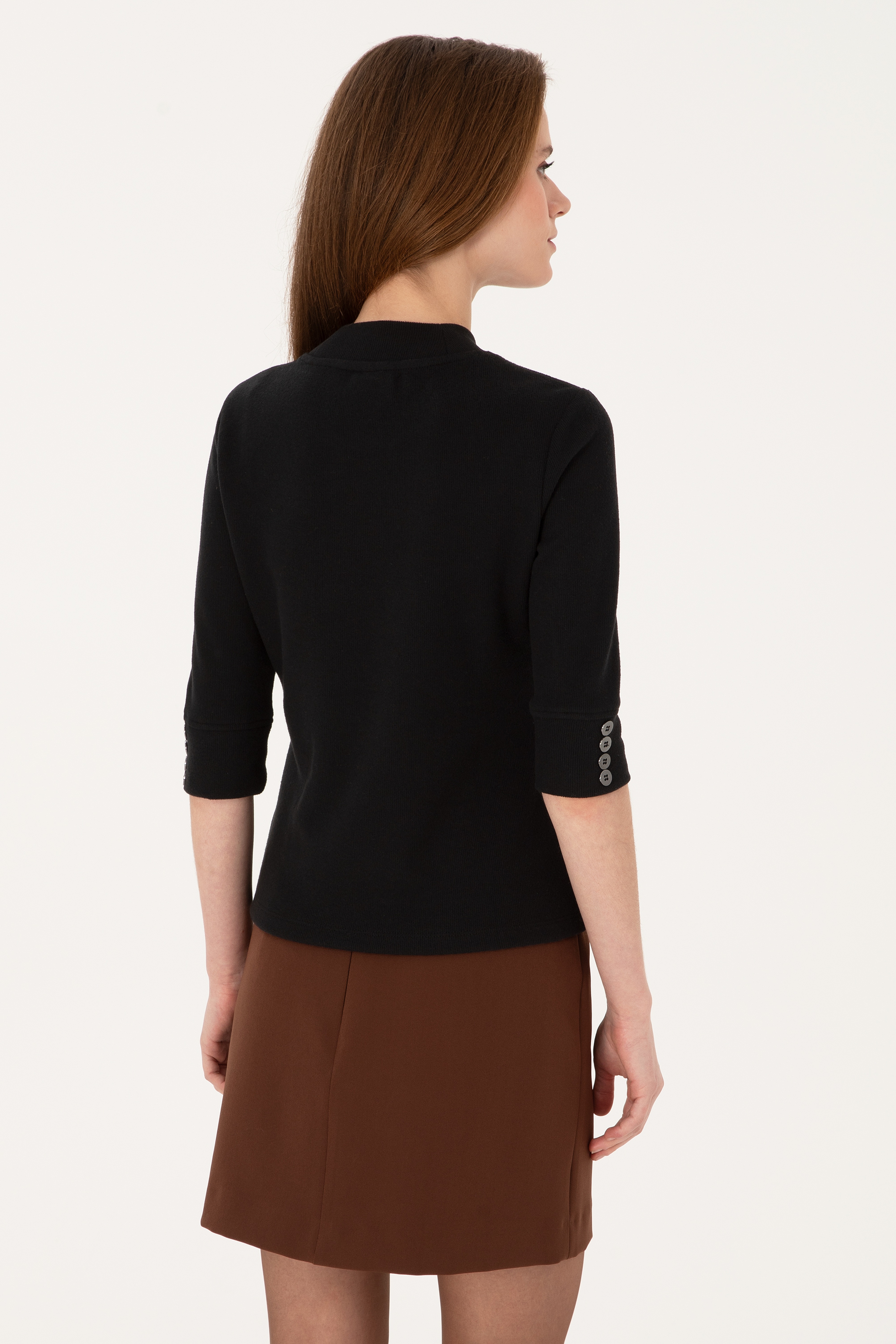 Kadın Siyah Düğme Detaylı Balıkçı Yaka Sweatshirt - Image 5