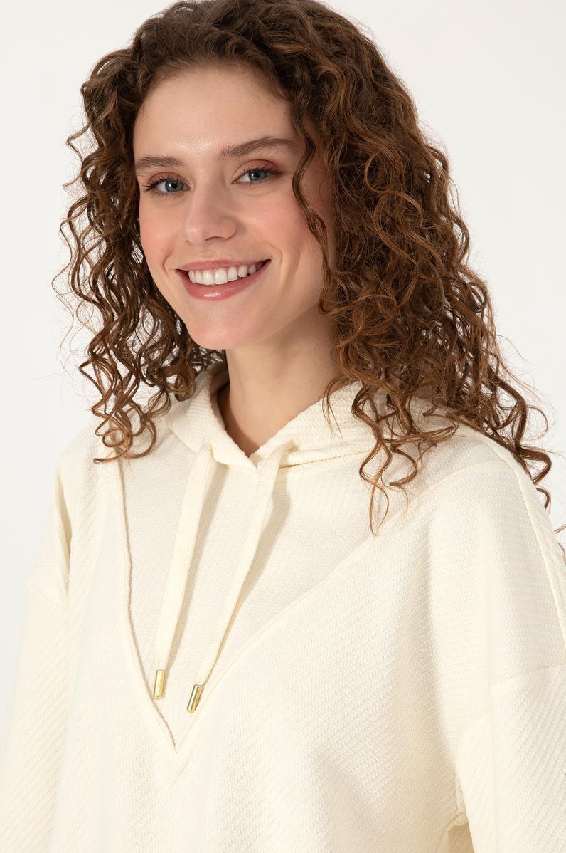 Kadın Krem Sweatshirt