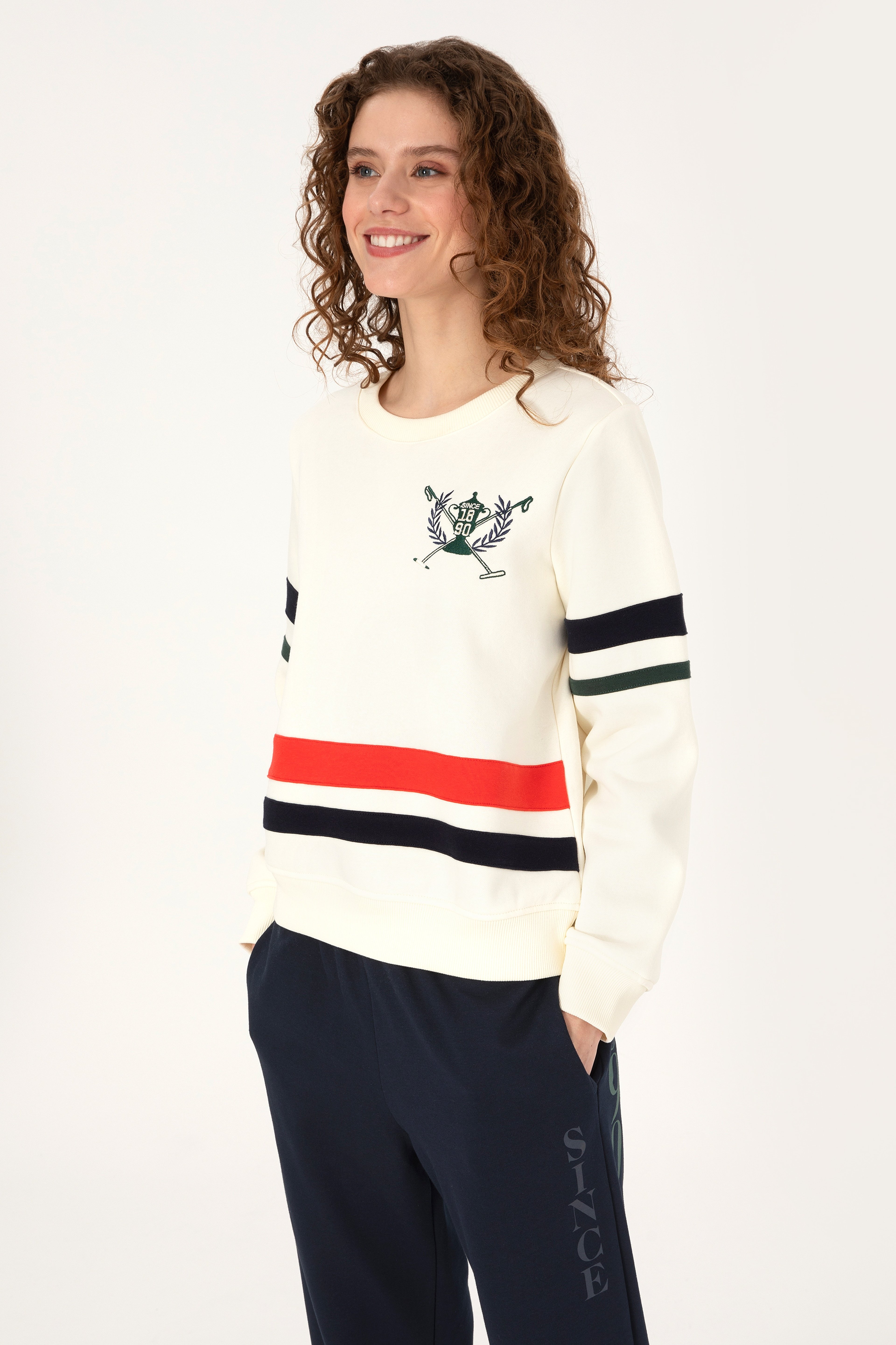 Kadın Krem Bisiklet Yaka Sweatshirt