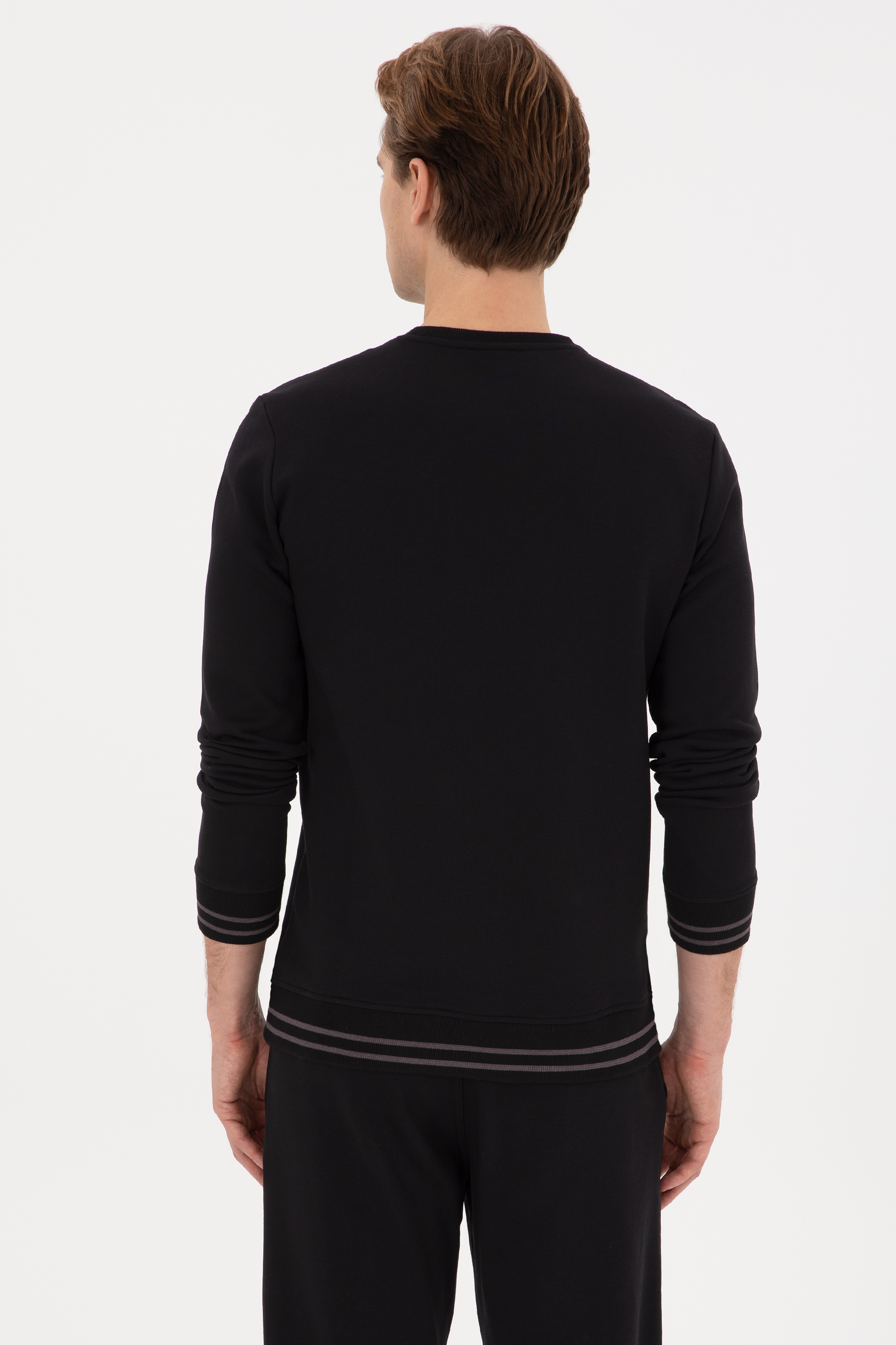 Erkek Regular Fit Bisiklet Yaka Siyah Sweatshirt