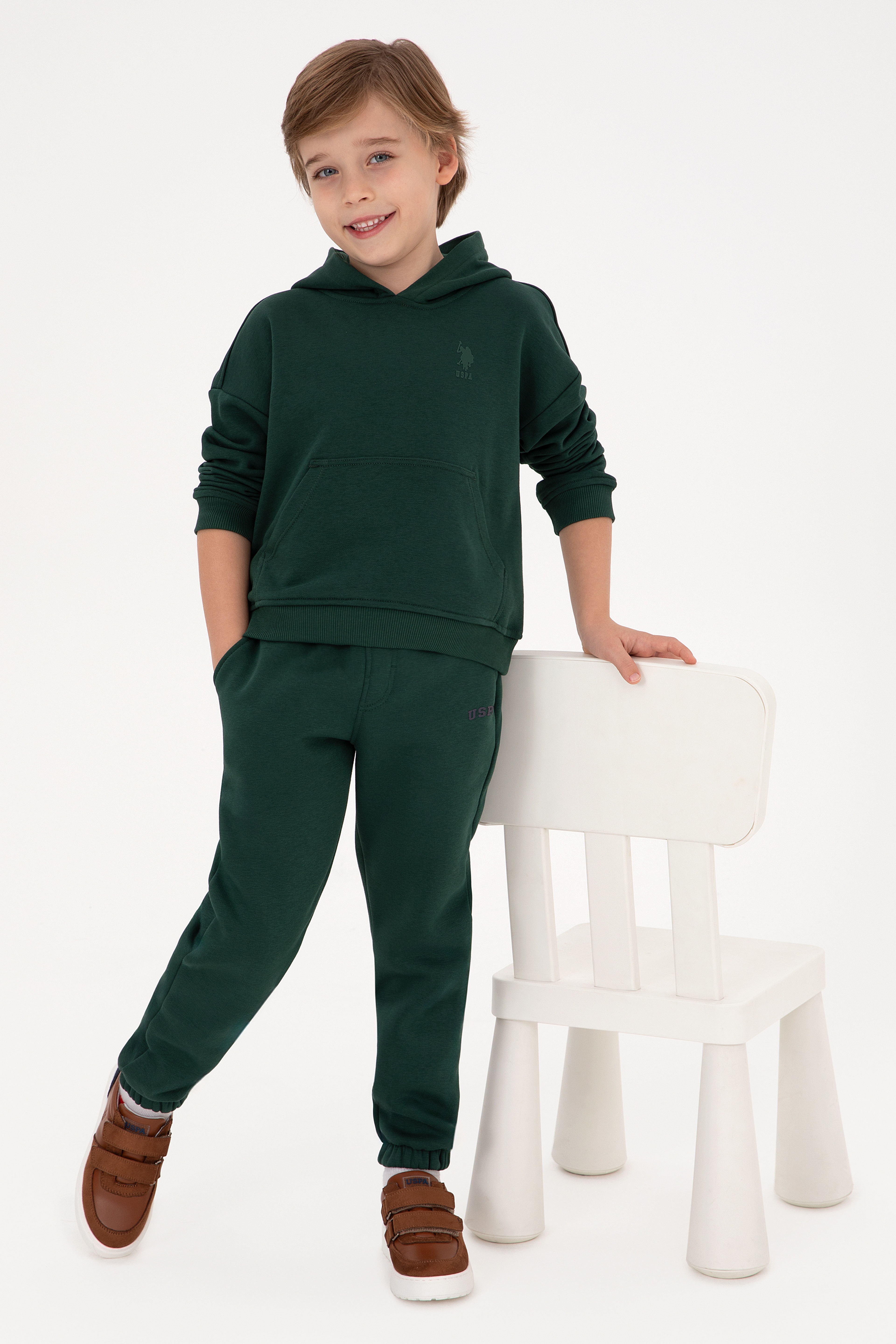 Erkek Çocuk Koyu Yeşil Kapüşonlu Basic Sweatshirt - Image 2