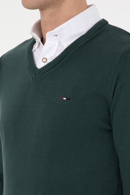 Erkek Slim Fit V Yaka Koyu Yeşil Basic Kazak