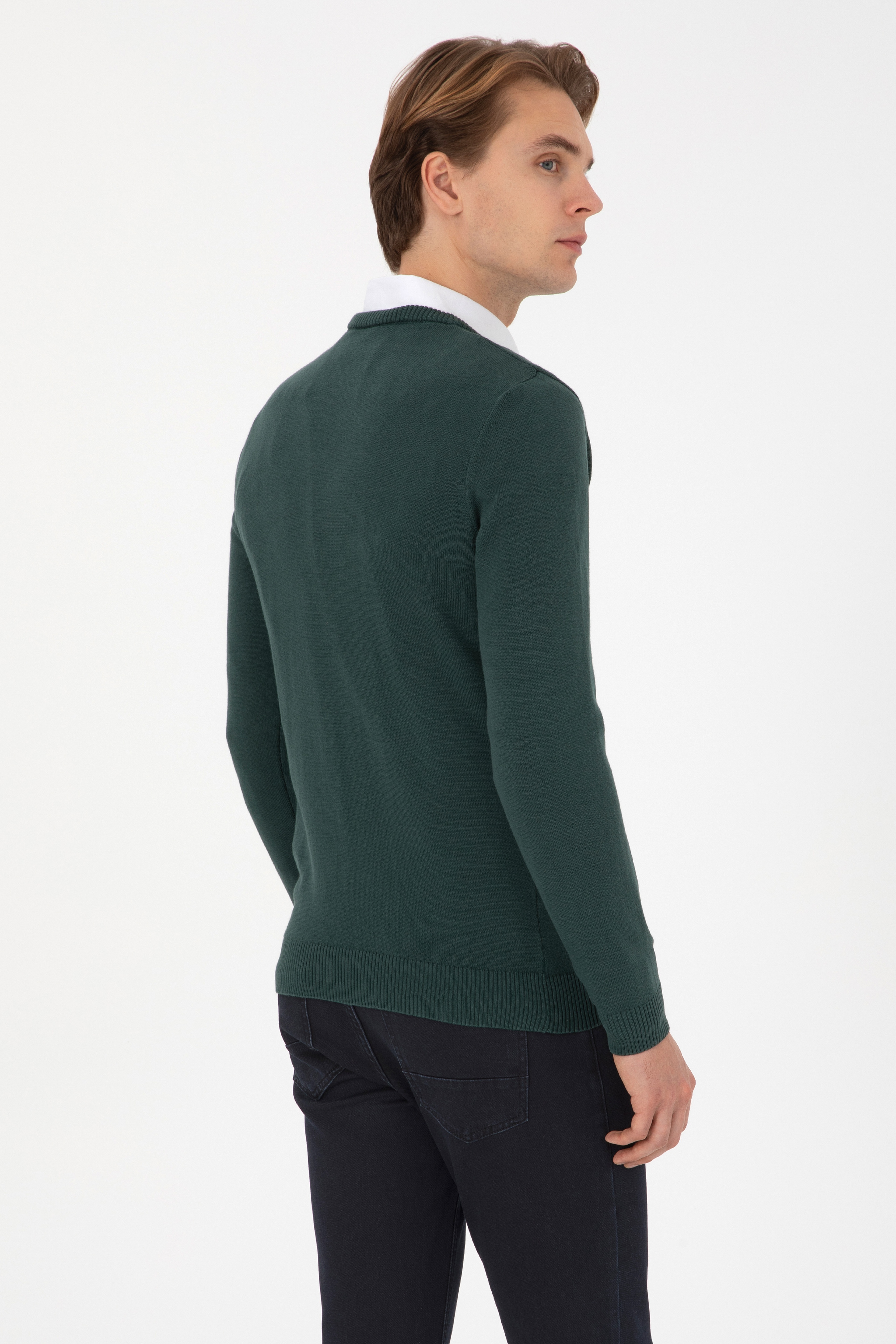 Erkek Slim Fit V Yaka Koyu Yeşil Basic Kazak - Image 5