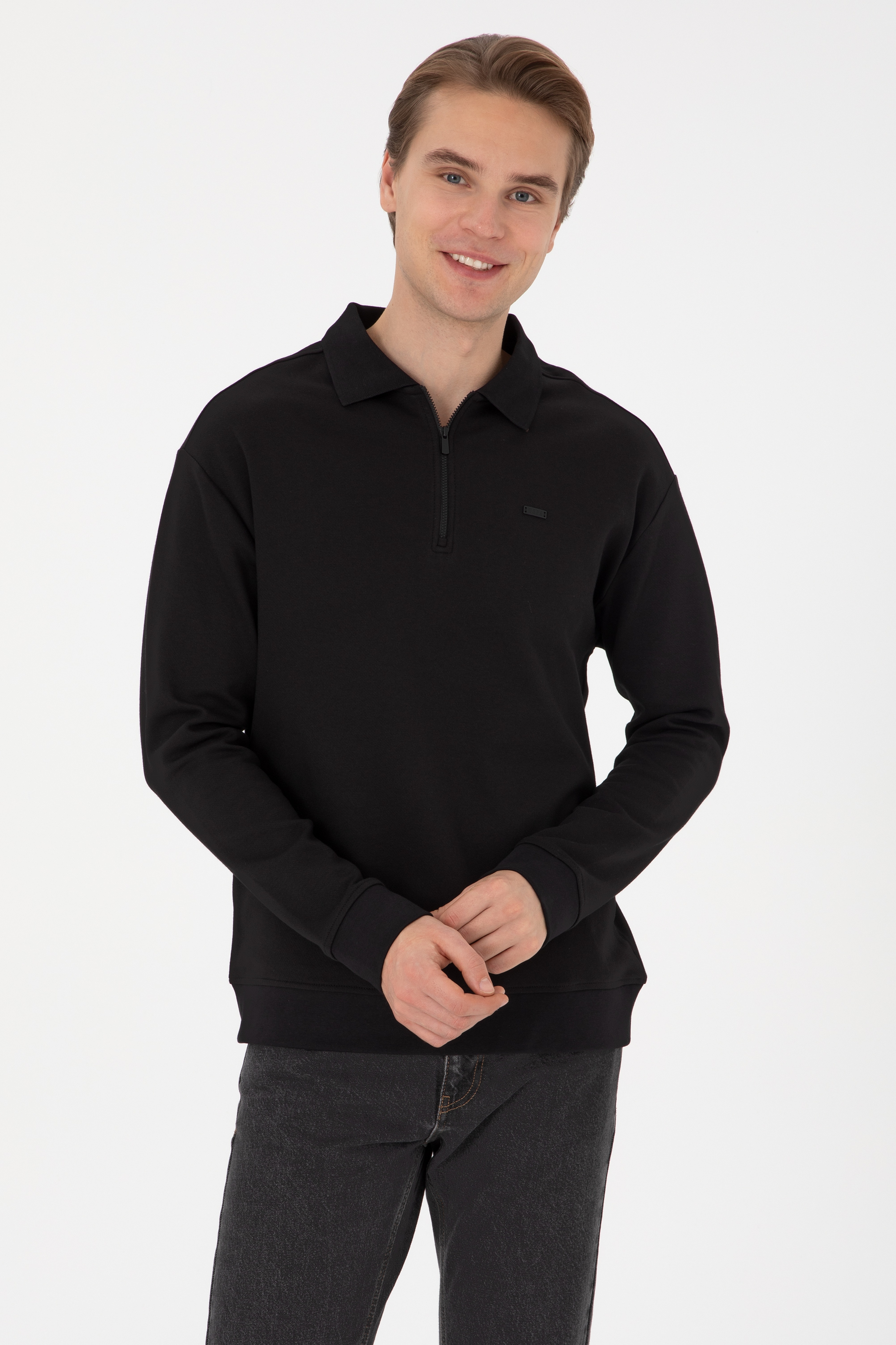 Erkek Comfort Fit Yarım Fermuarlı Siyah Sweatshirt - Image 1