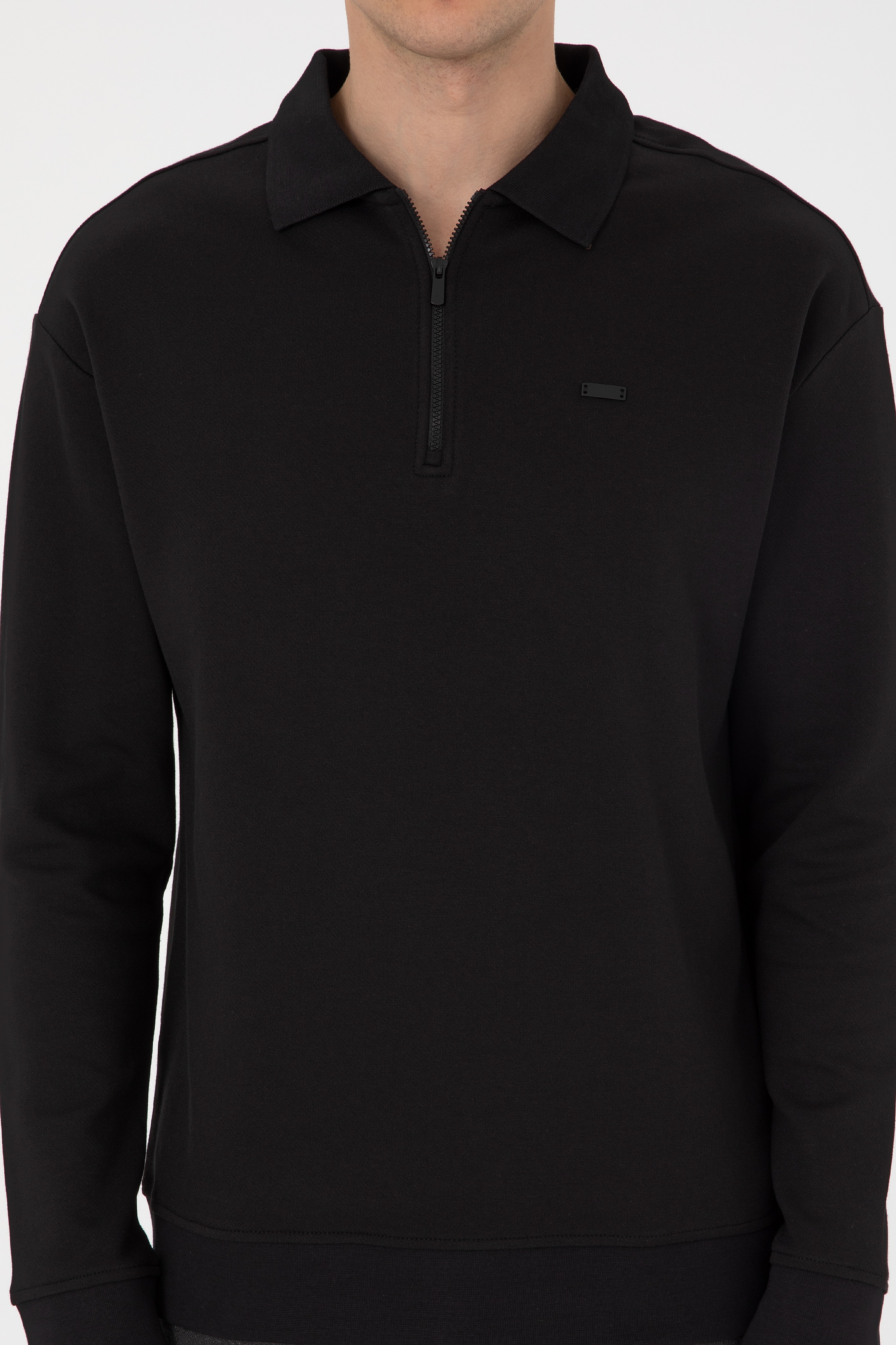 Erkek Comfort Fit Yarım Fermuarlı Siyah Sweatshirt - Image 6