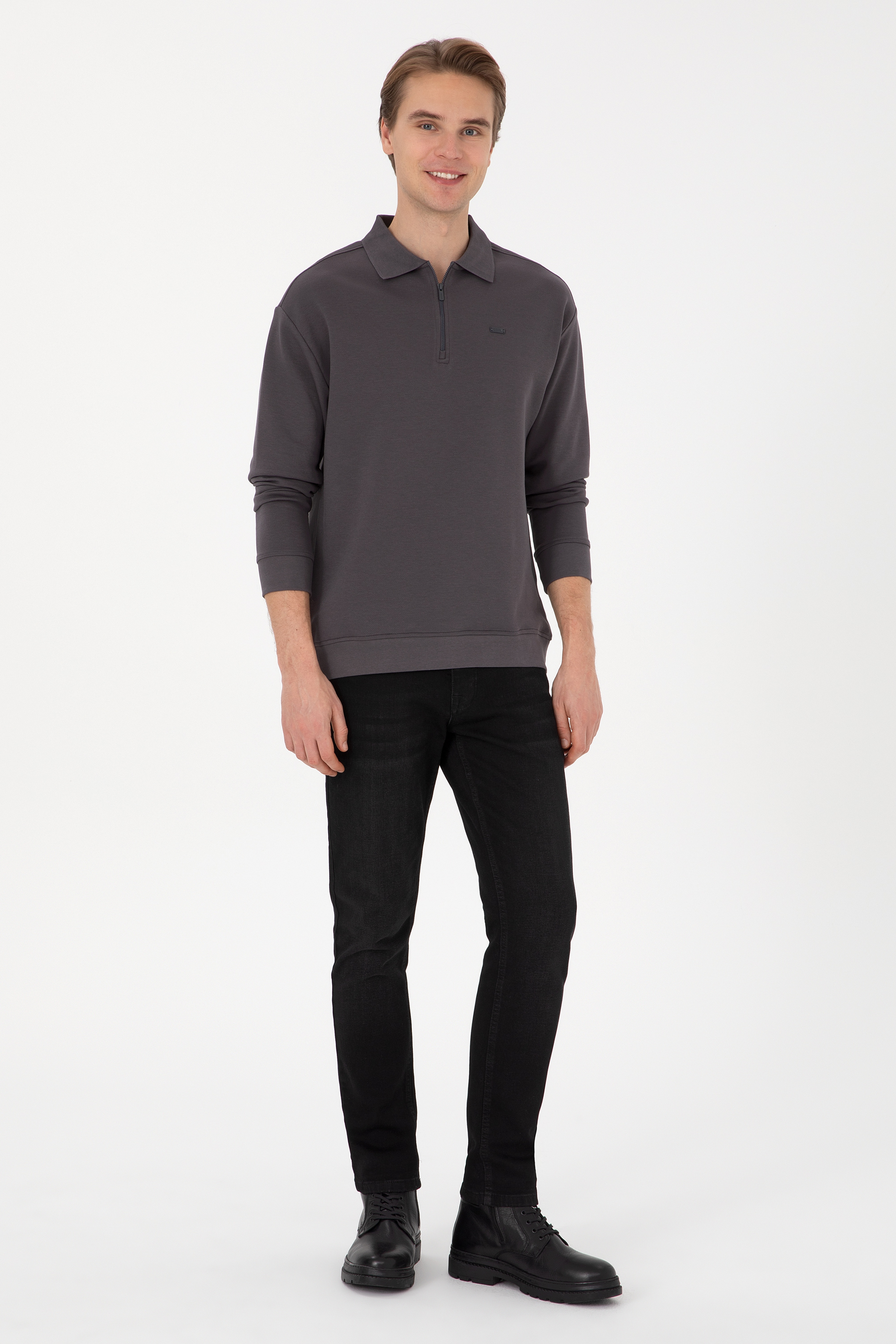 Erkek Comfort Fit Yarım Fermuarlı Gri Sweatshirt
