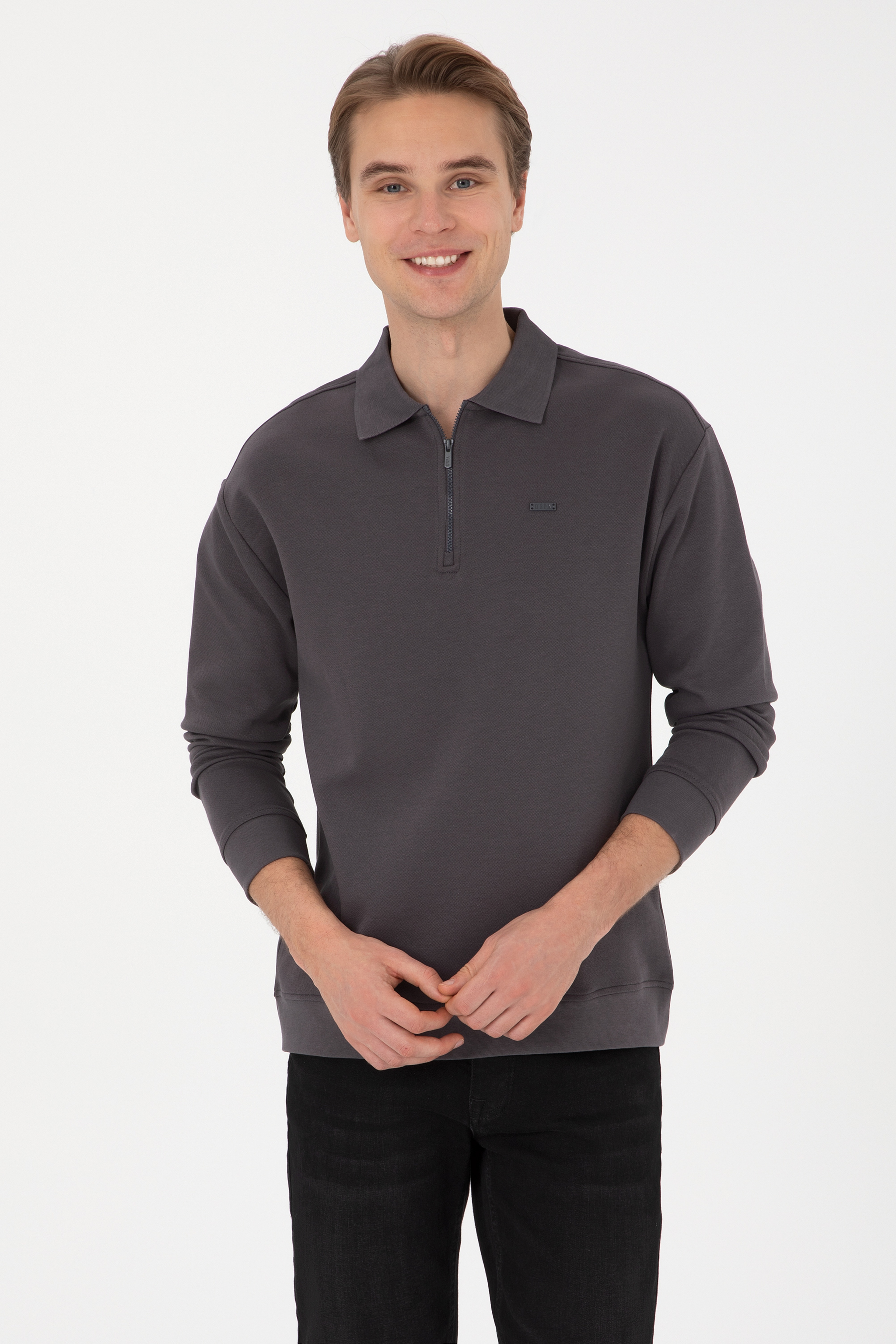 Erkek Comfort Fit Yarım Fermuarlı Gri Sweatshirt - Image 1