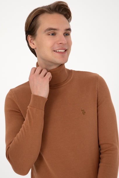 Erkek Slim Fit Boğazlı Camel Basic Kazak