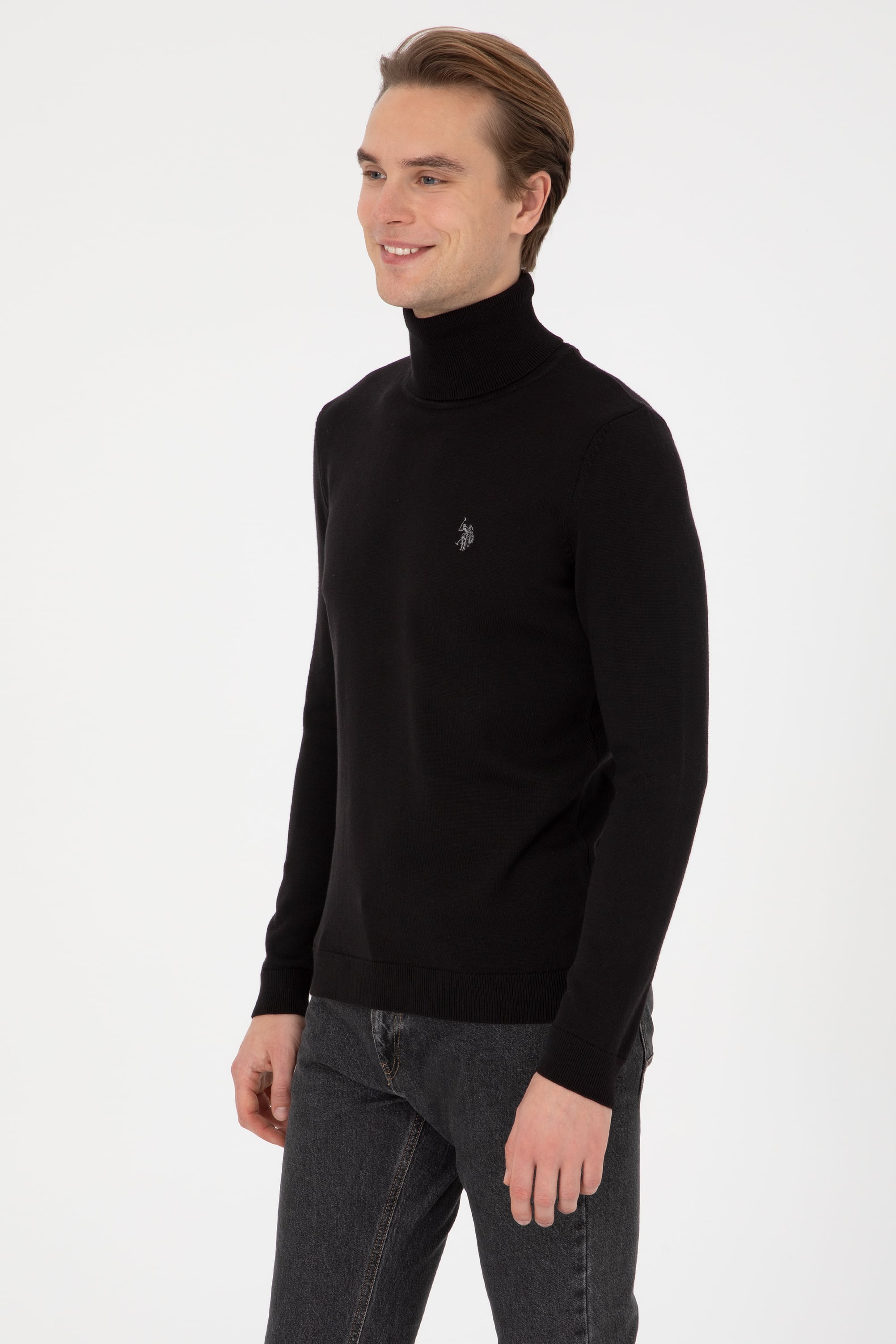Erkek Slim Fit Boğazlı Siyah Basic Kazak