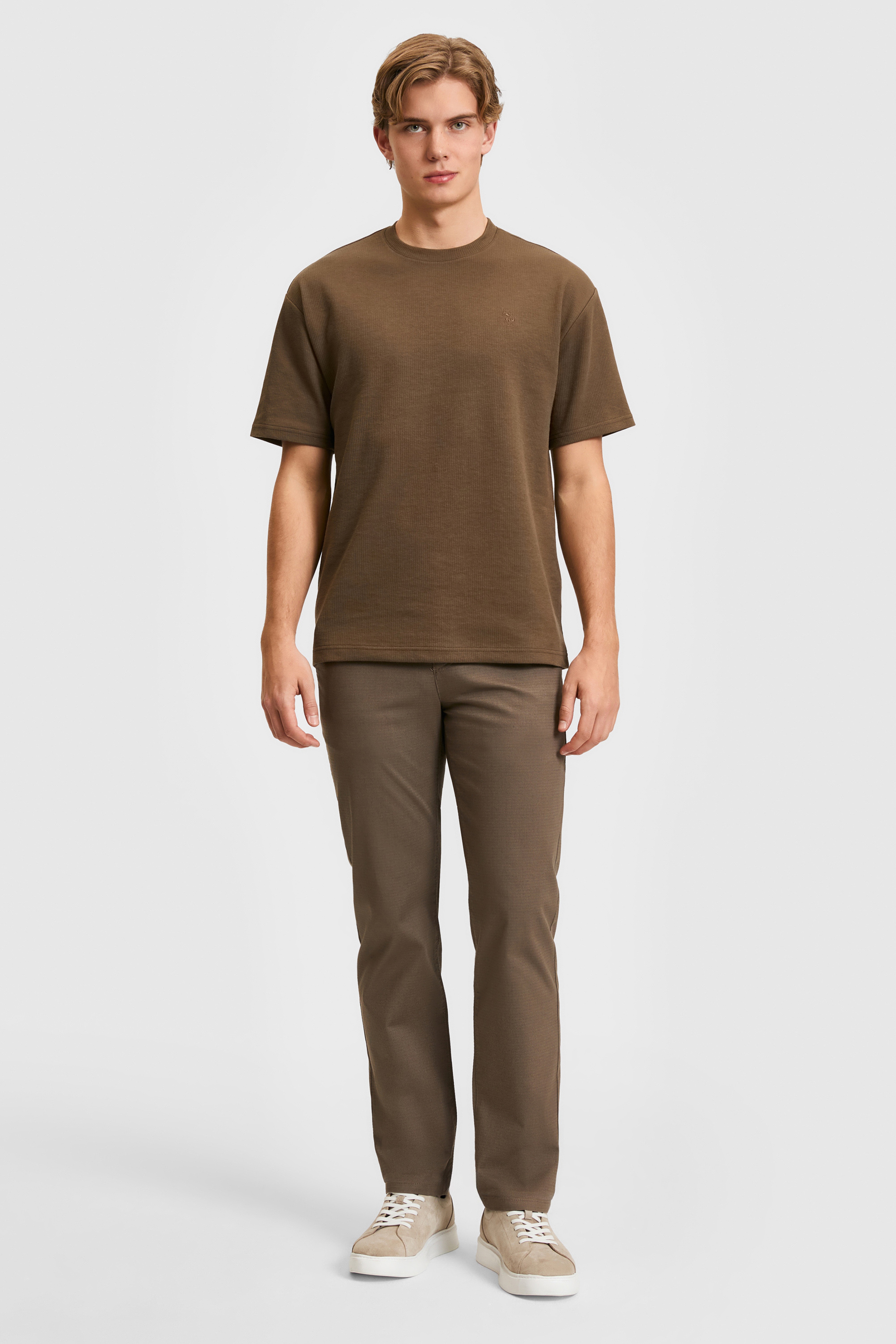 Erkek Comfort Fit Bisiklet Yaka Kahverengi Tişört - Image 4