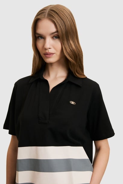 Kadın Siyah Polo Yaka Tişört