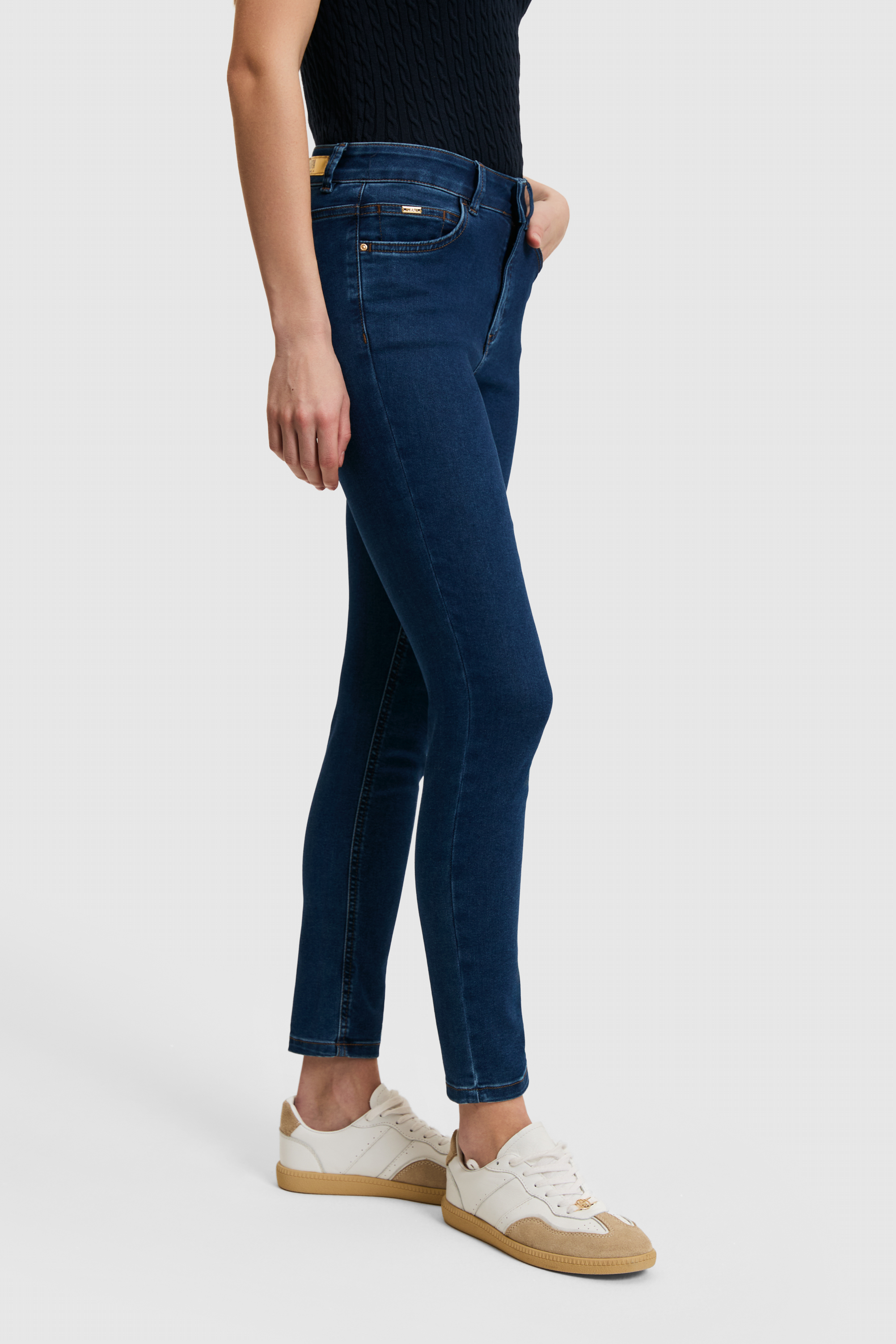 Kadın Koyu Mavi Jean Pantolon - 50321891004