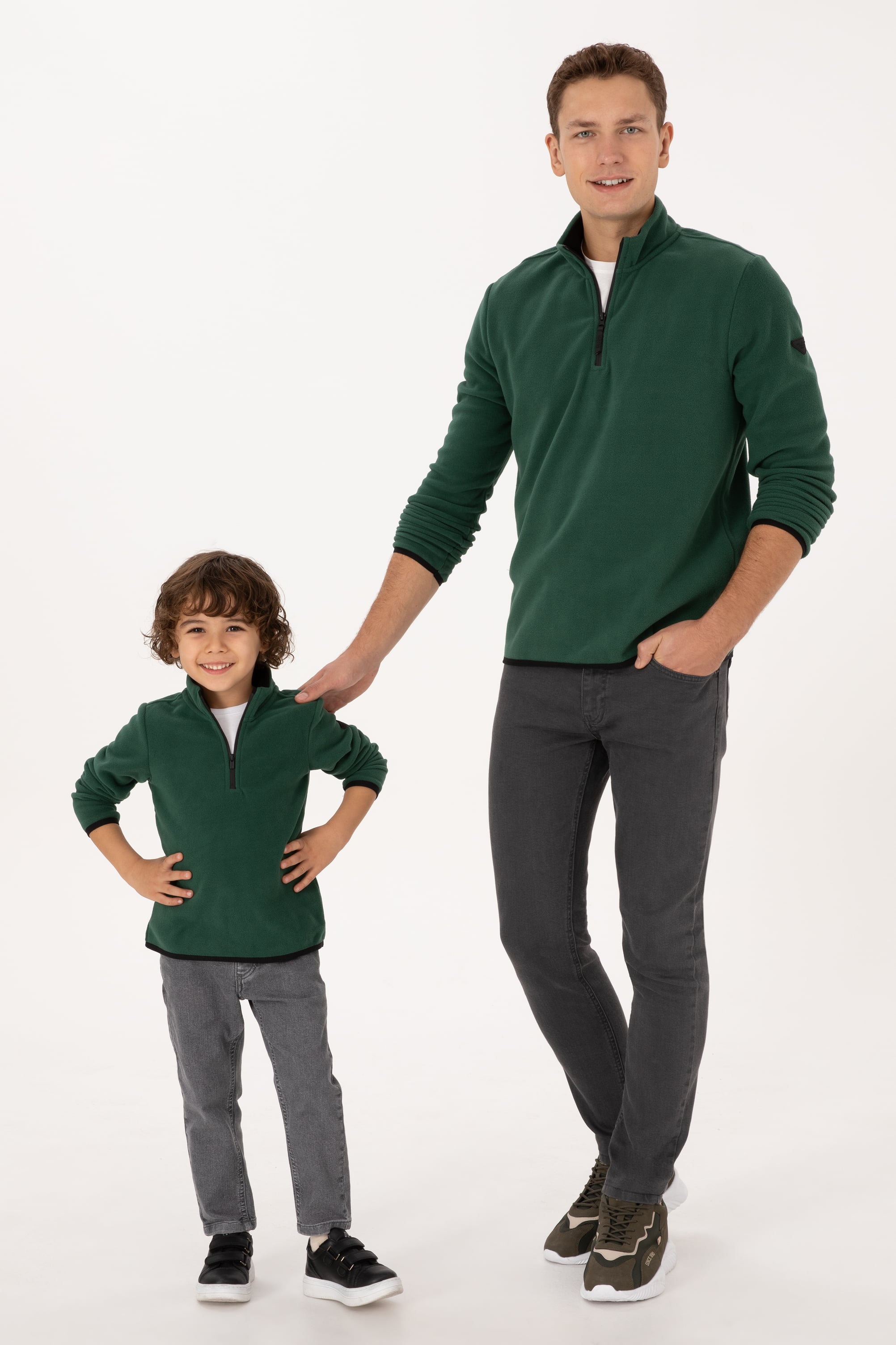 Erkek Çocuk Koyu Yeşil Yarım Fermuarlı Polar Sweatshirt