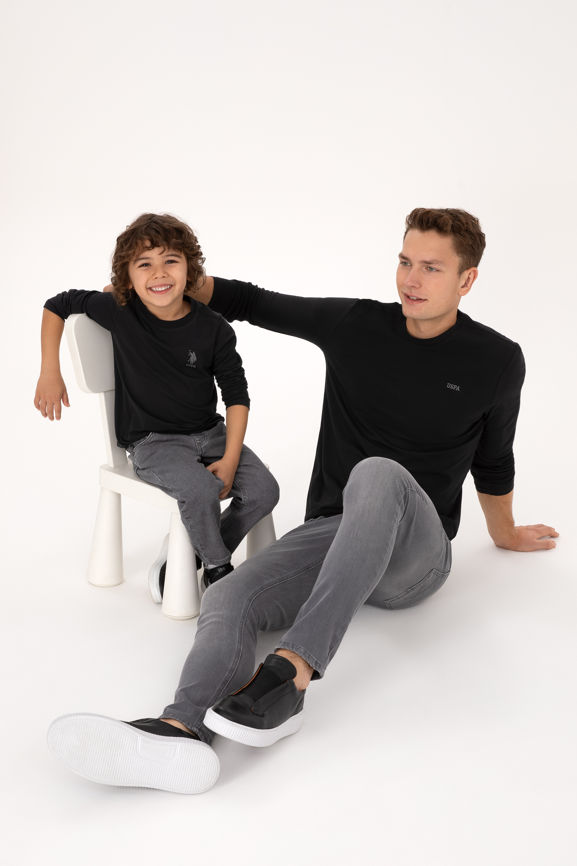 Erkek Slim Fit Bisiklet Yaka Siyah Süprem Basic Sweatshirt - Image 3