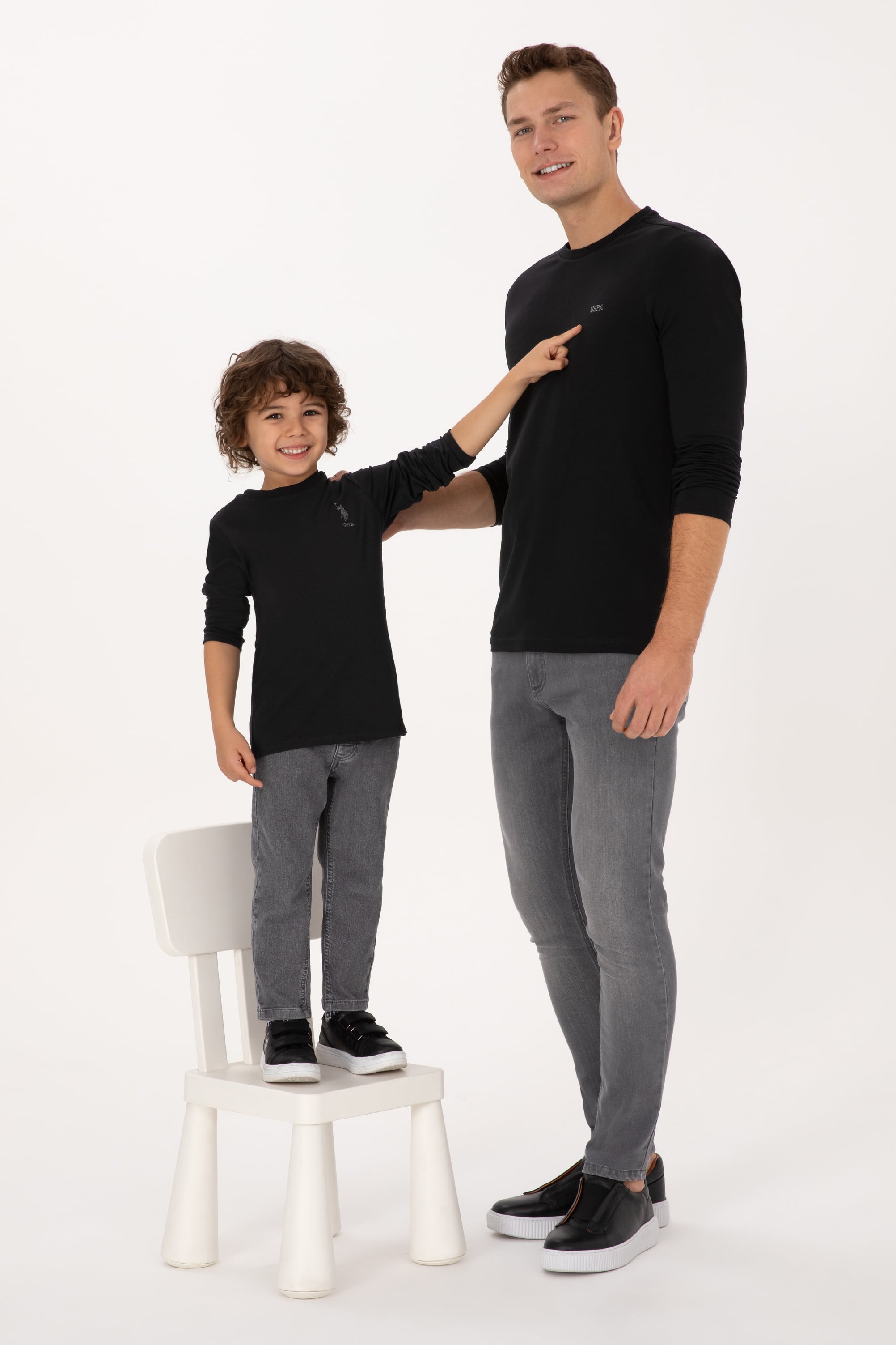 Erkek Slim Fit Bisiklet Yaka Siyah Süprem Basic Sweatshirt