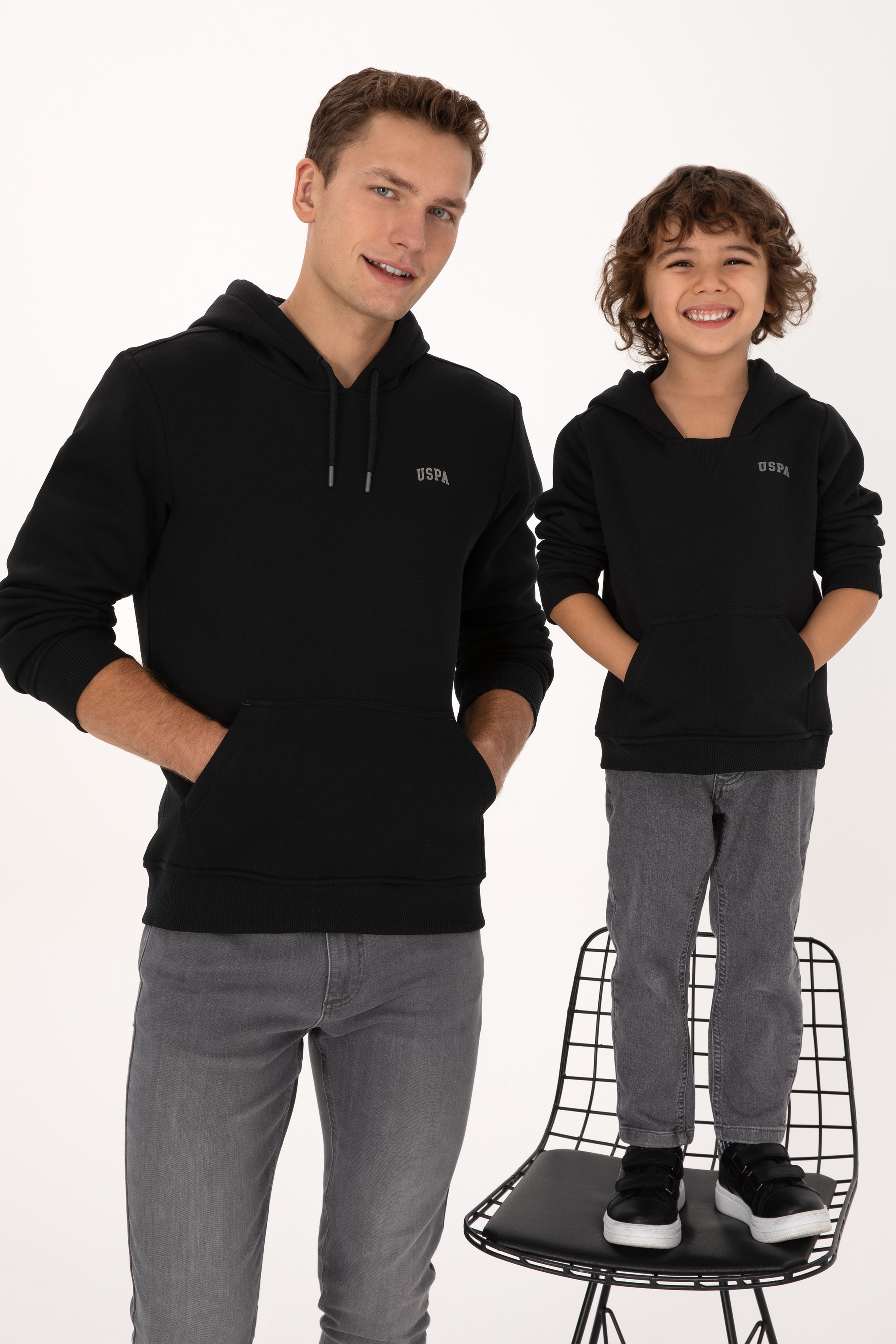 Erkek Çocuk Siyah Basic Sweatshirt - Image 3