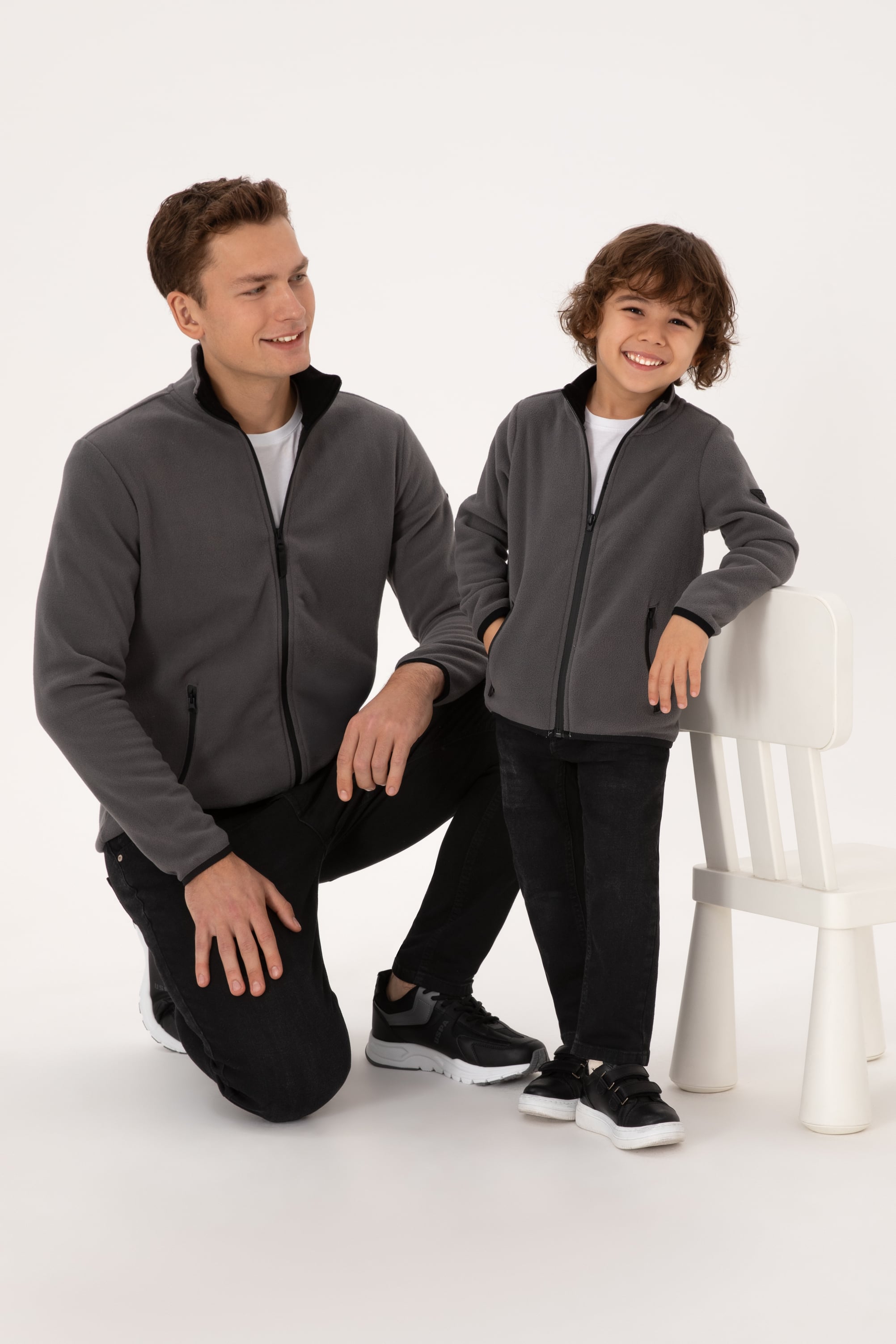 Erkek Regular Fit Gri Polar Örme Hırka