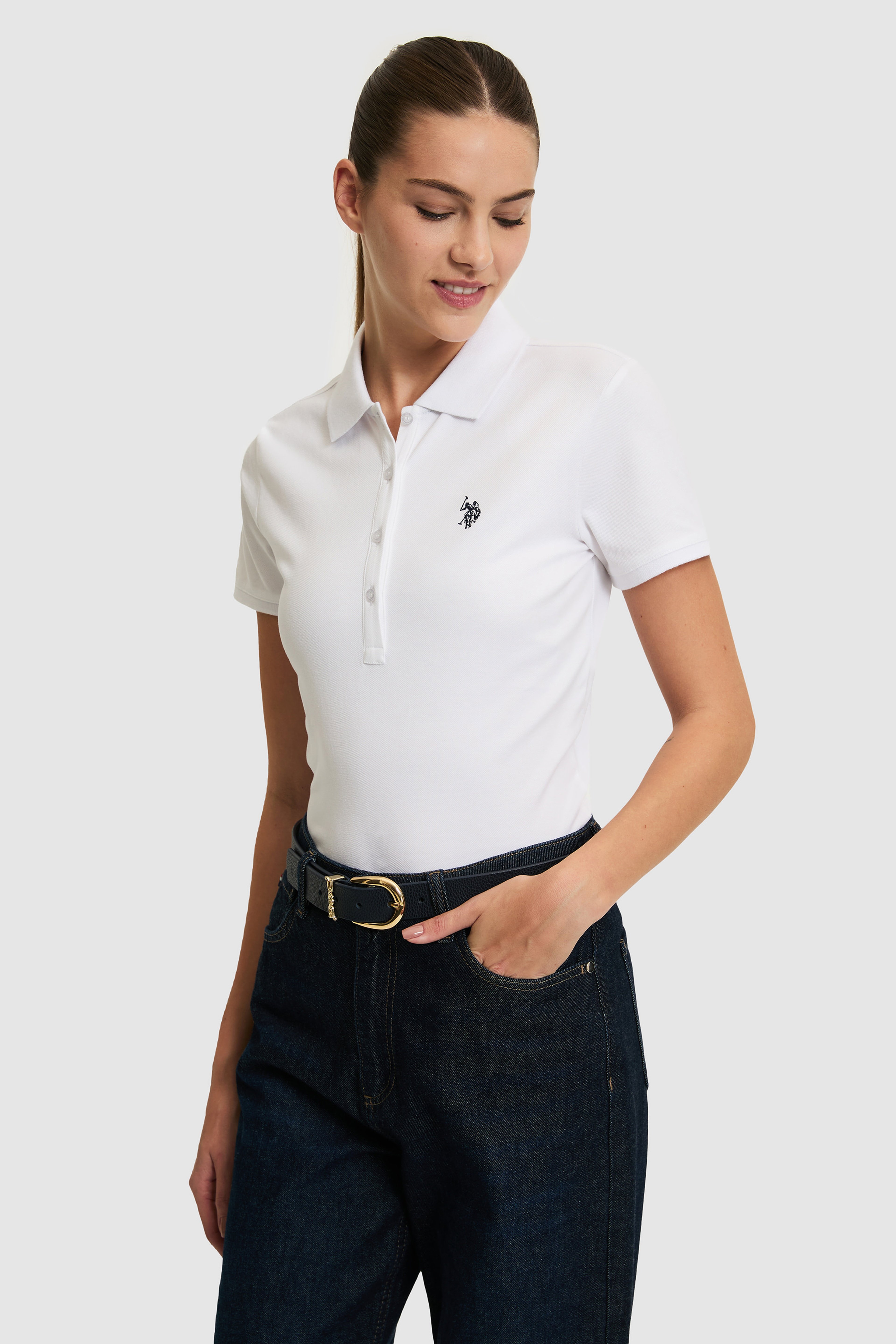 Kadın Beyaz Polo Yaka Basic Tişört - Image 1