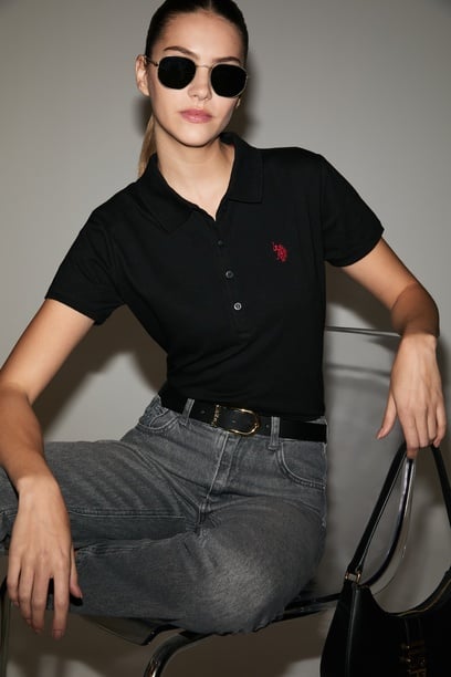 Kadın Siyah Polo Yaka Basic Tişört