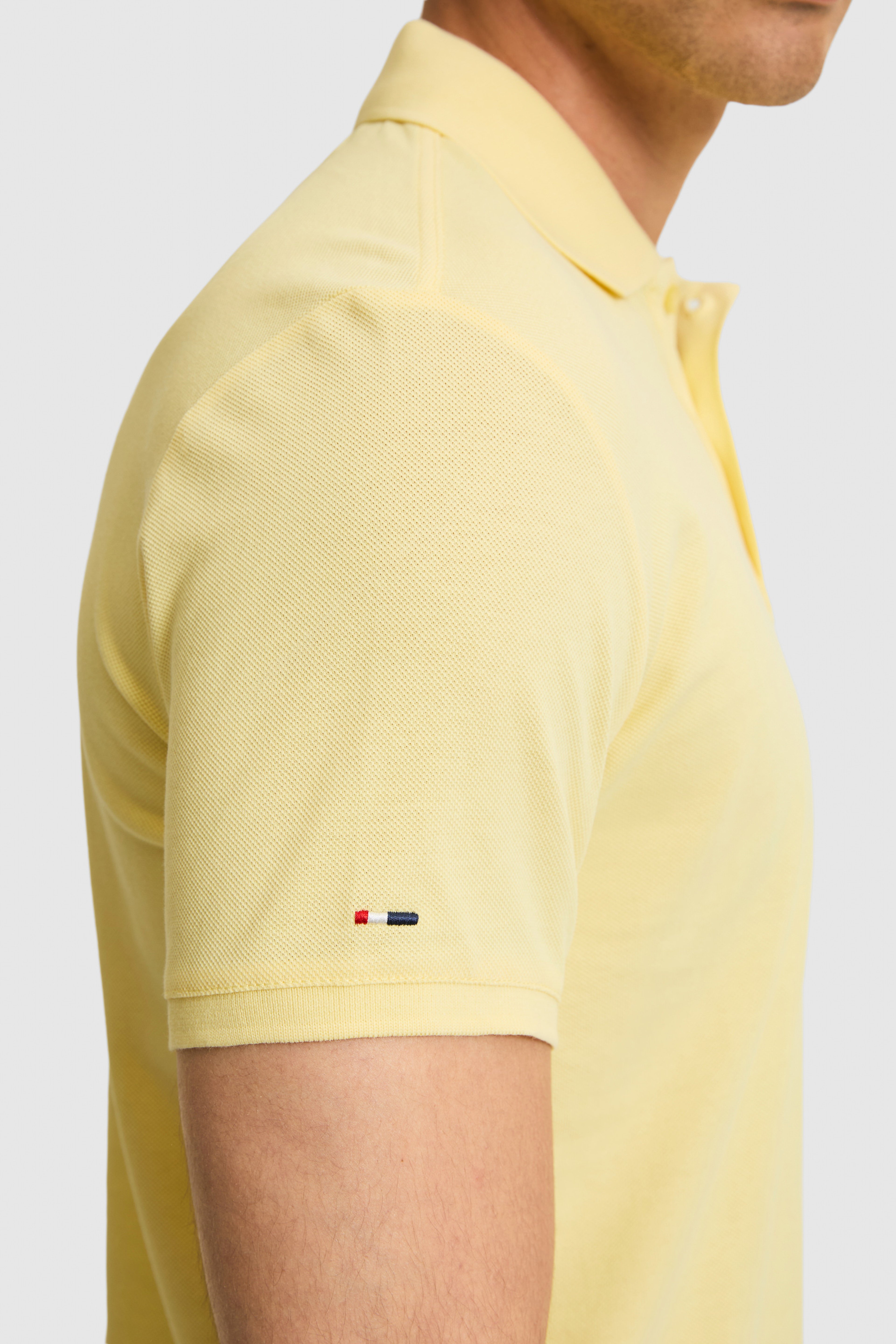 Erkek Slim Fit Polo Yaka Açık Sarı Basic Tişört - Image 7