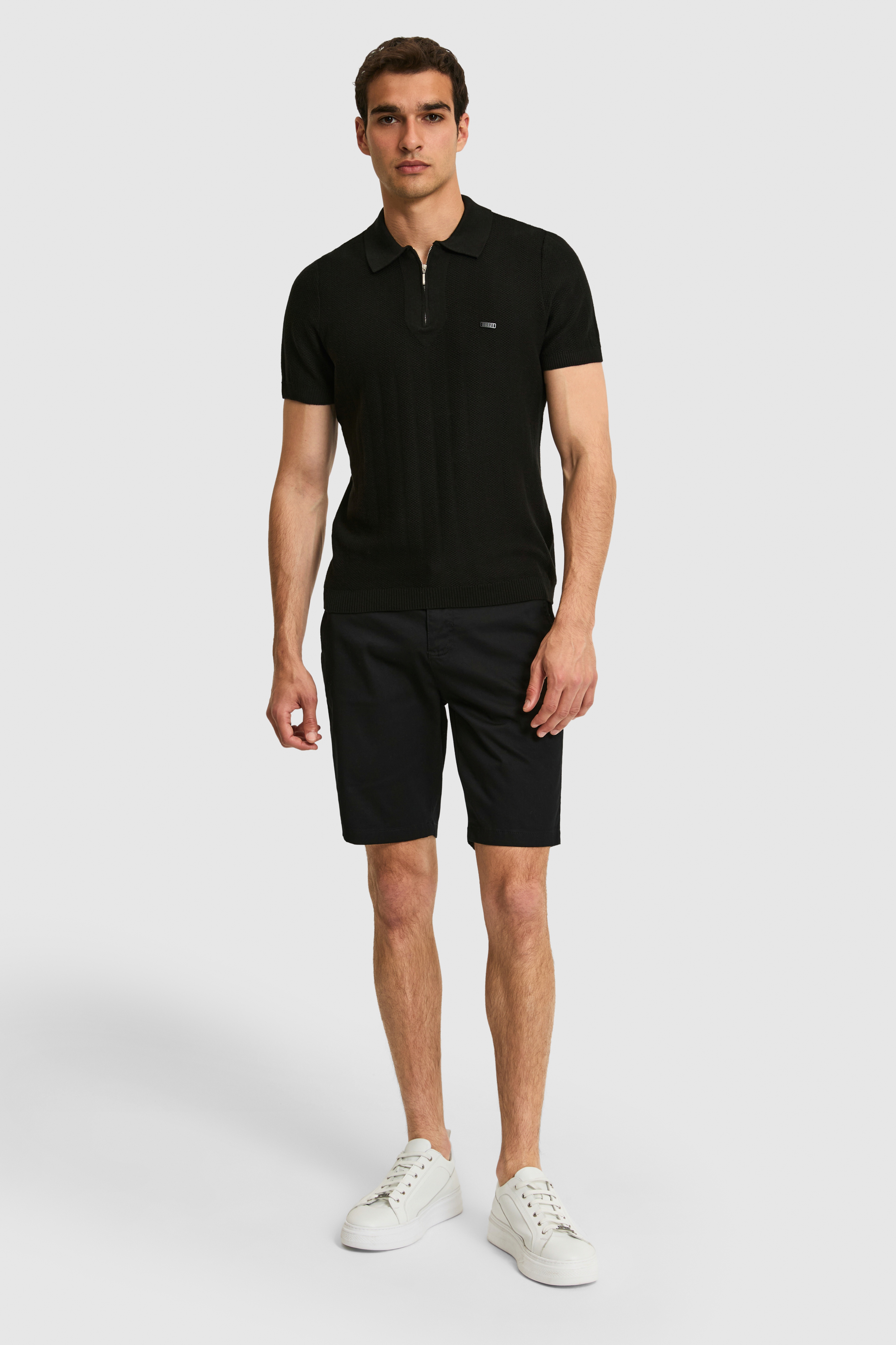 Erkek Regular Fit Polo Yaka Siyah Tişört