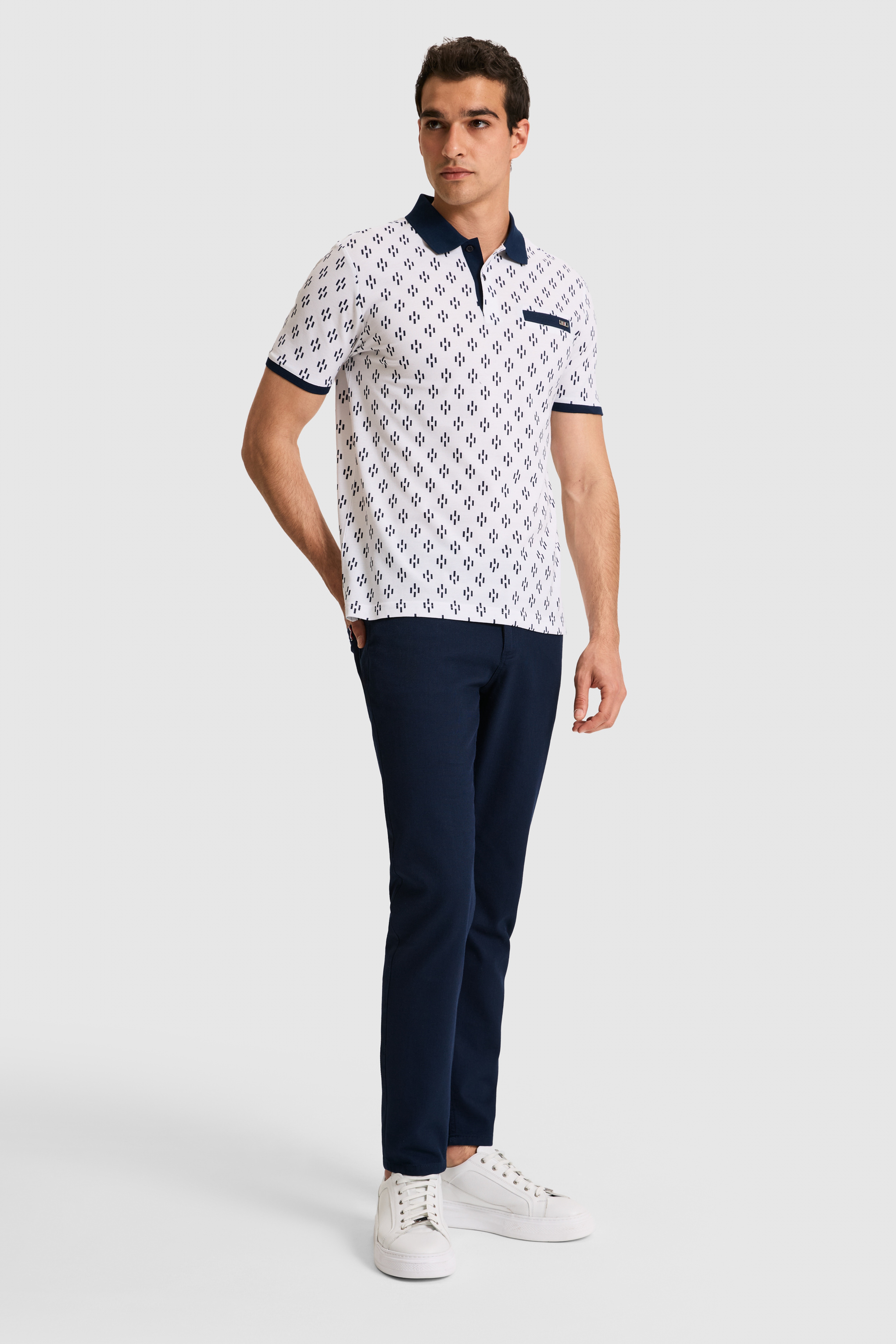 Erkek Regular Fit Polo Yaka Beyaz Tişört
