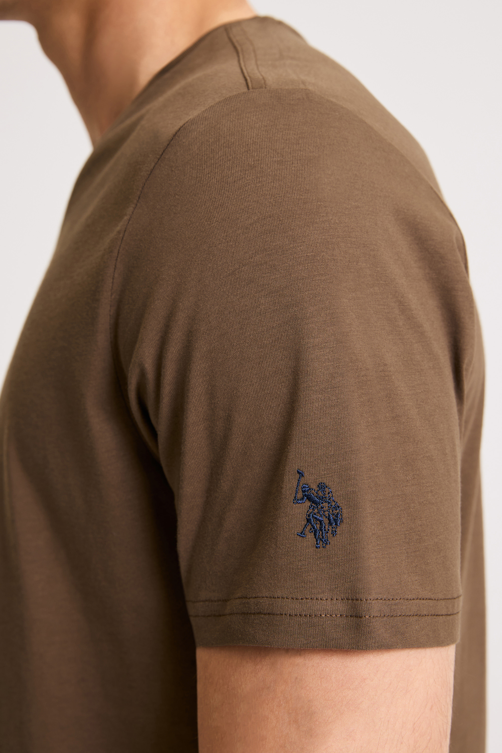 Erkek Regular Fit V Yaka Kahverengi Basic Tişört - 50326944133