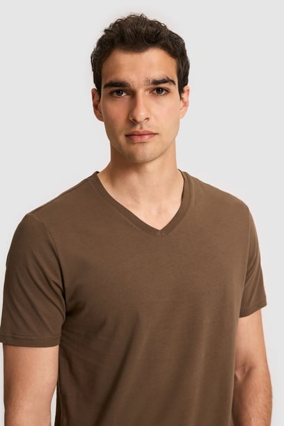 Erkek Regular Fit V Yaka Kahverengi Basic Tişört