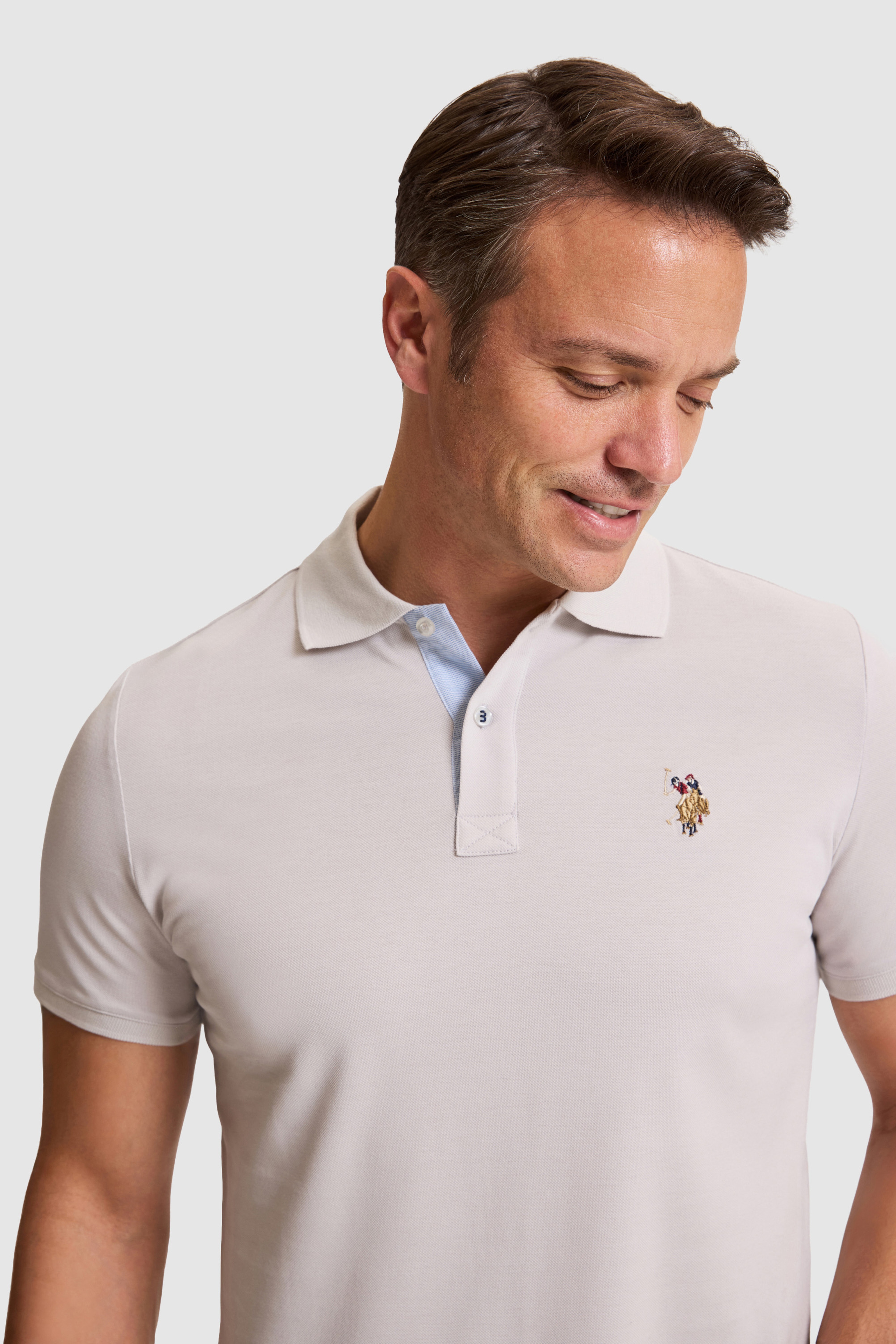 Erkek Açık Gri Regular Fit Polo Yaka Basic Tişört - Image 2