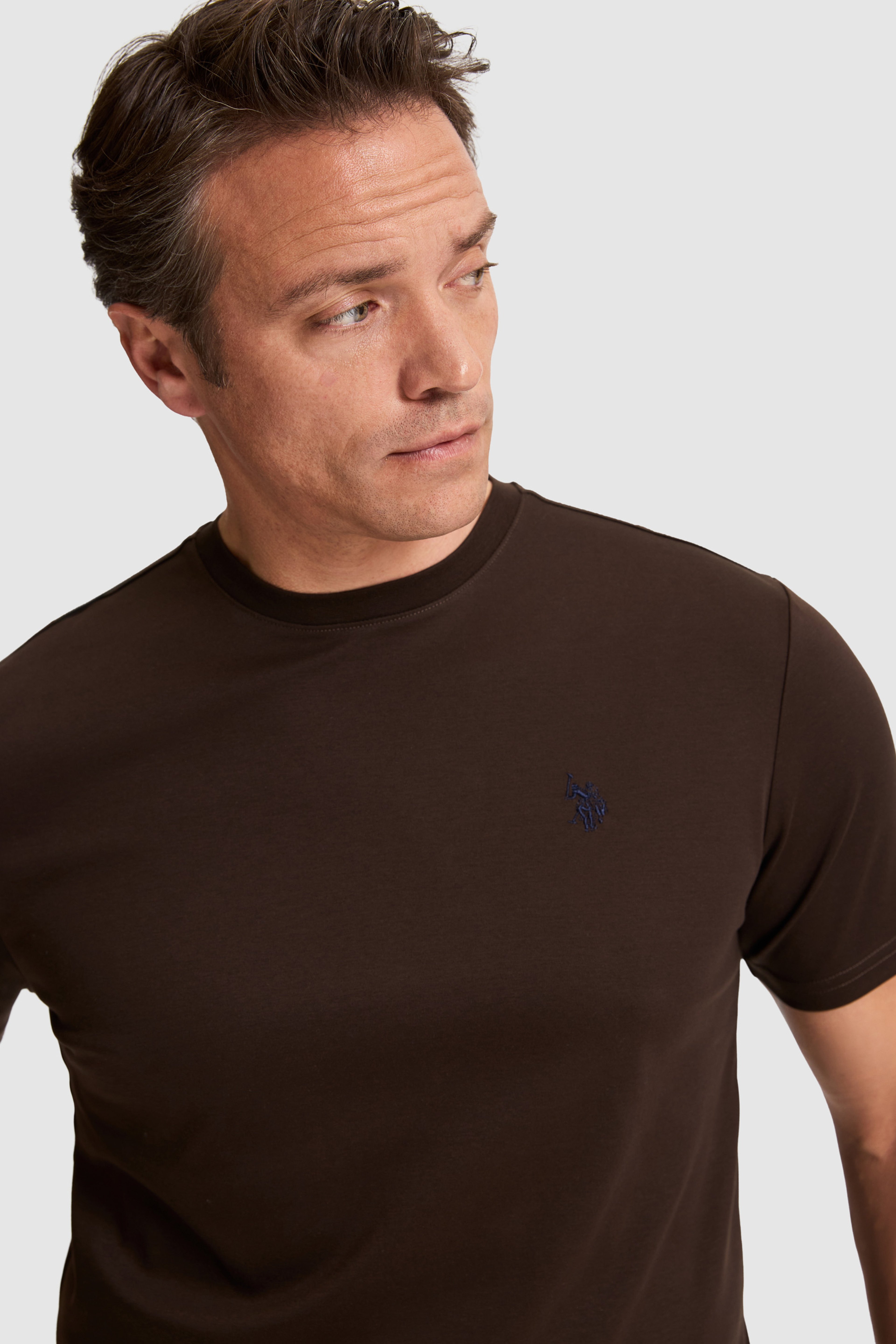 Erkek Koyu Kahverengi Regular Fit Bisiklet Yaka Basic Tişört