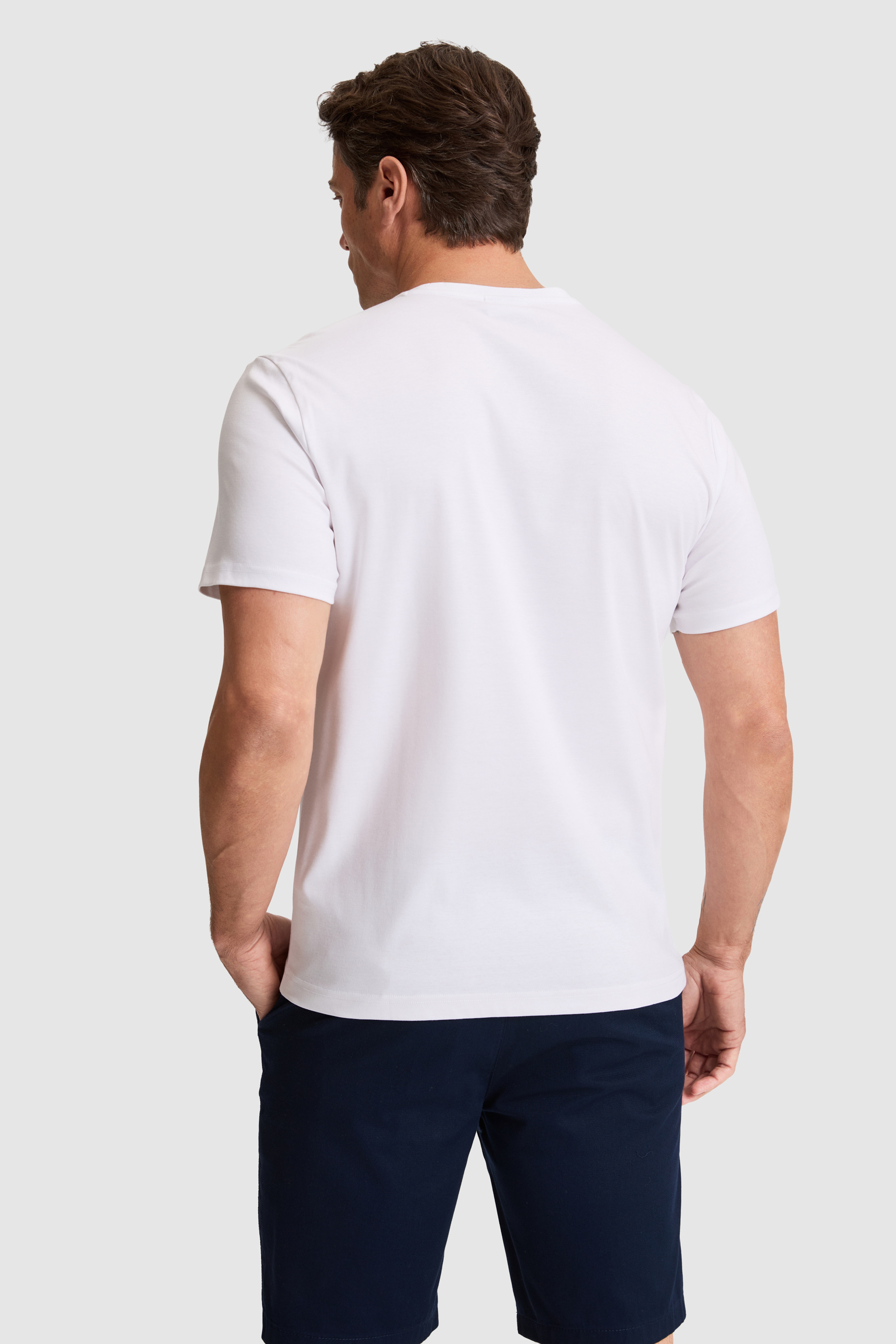 Erkek Beyaz Regular Fit Bisiklet Yaka Basic Tişört - Image 5